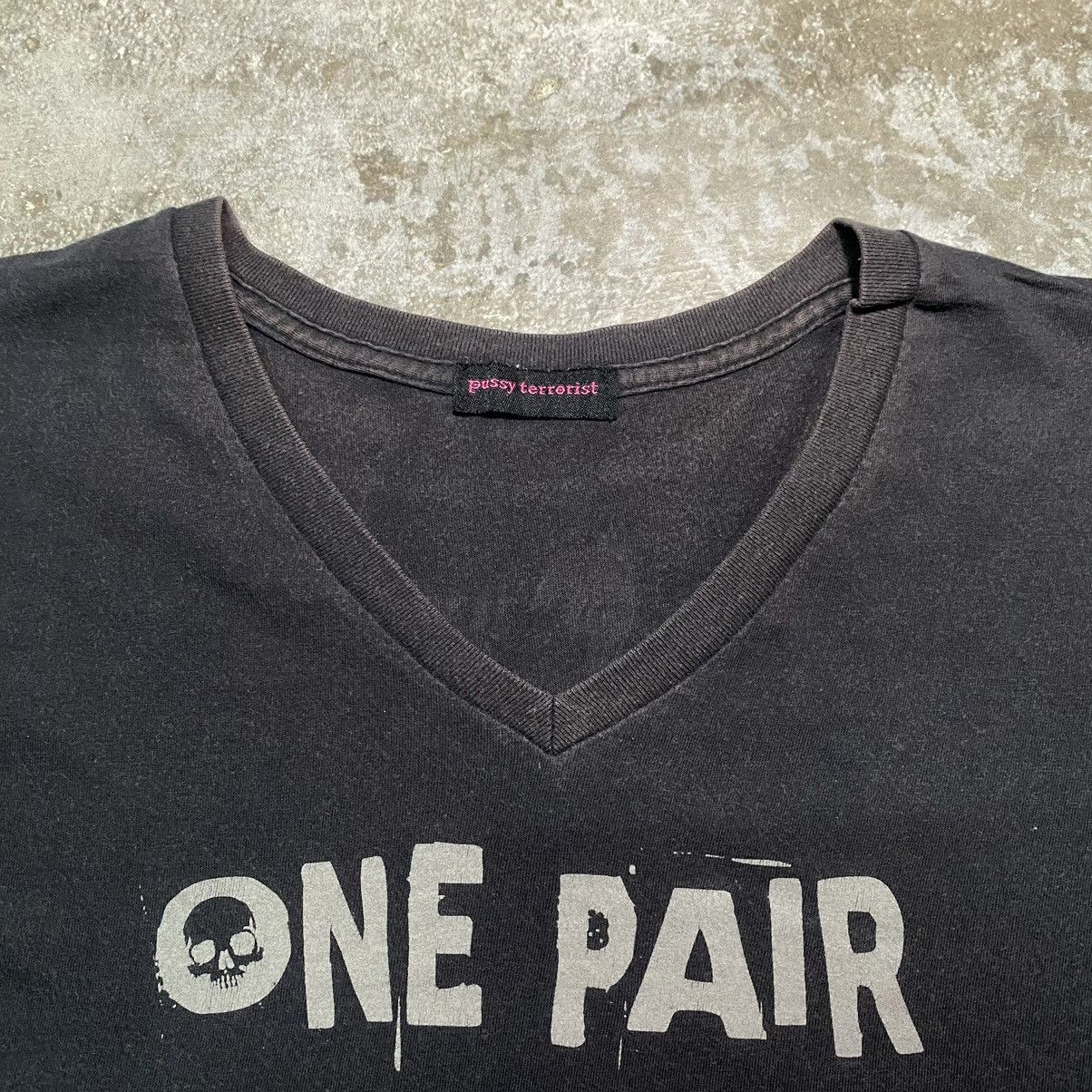 Other Pussy Terrorist One Pair T Shirt Size S / US 4 / IT 40 - 3 Thumbnail