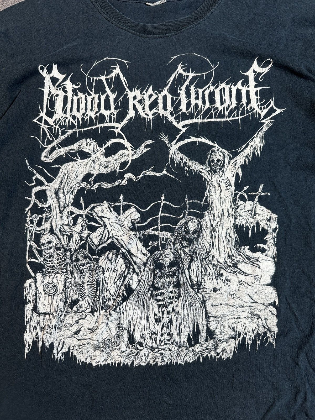 Band Tees Blood Red Throne Big logo T-shirt Bands Tees USA XL Vintage Size US XL / EU 56 / 4 - 3 Thumbnail