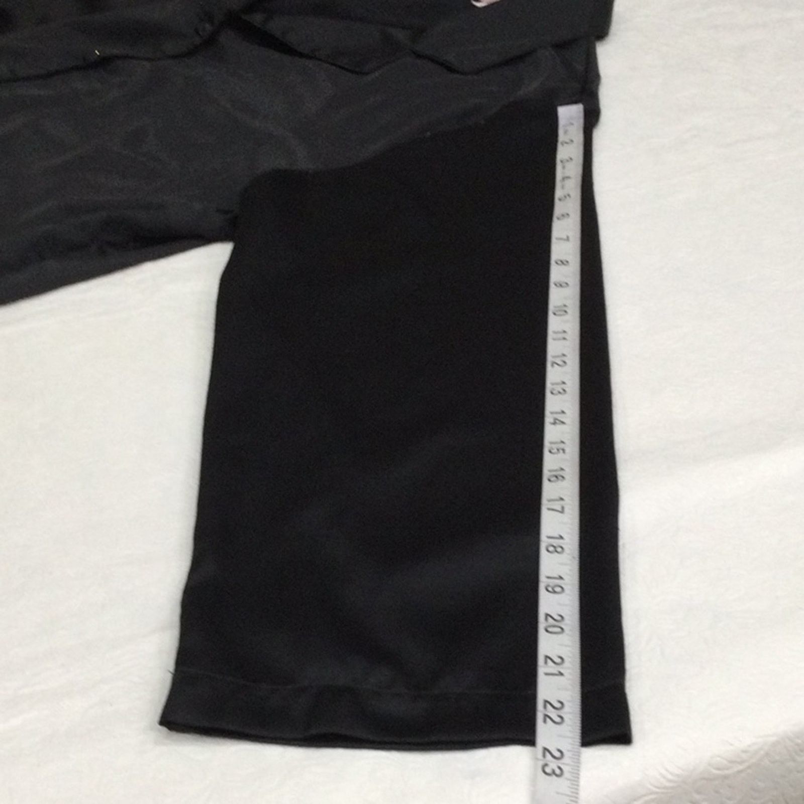Victoria's Secret Victoria's Secret Black Button Top Bottom Pajama Set Size L Size 32" / US 10 / IT 46 - 14 Thumbnail