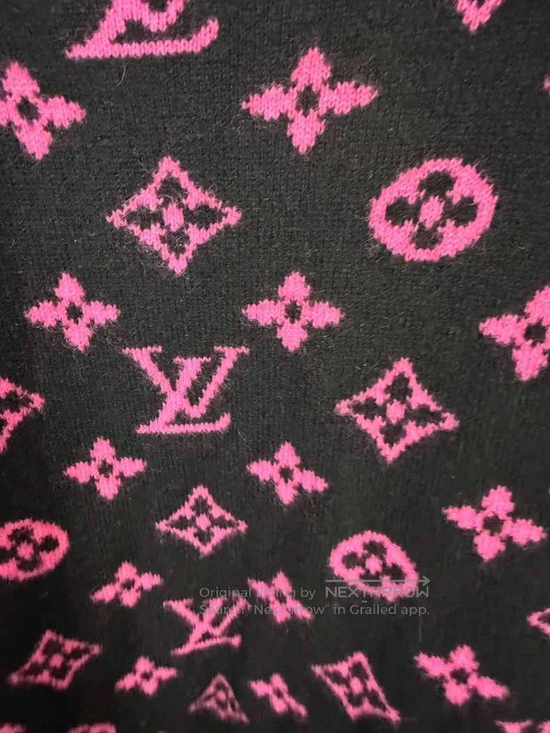 Louis Vuitton Louis Vuitton Full print sweater Size US S / EU 44-46 / 1 - 3 Thumbnail