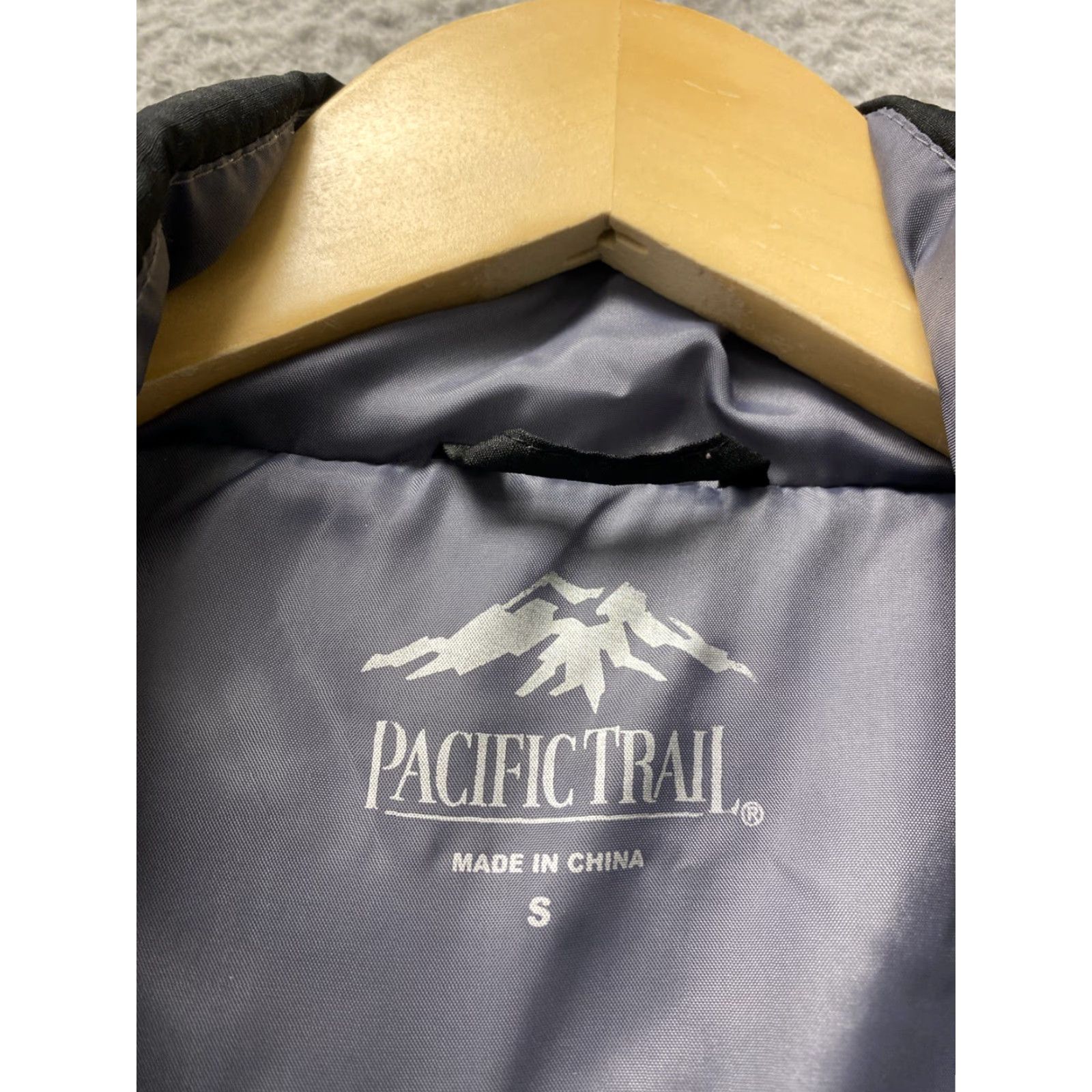 Vintage Pacific Trail Sportswear Down Puffer Vest Size S Black Size US S / EU 44-46 / 1 - 4 Thumbnail