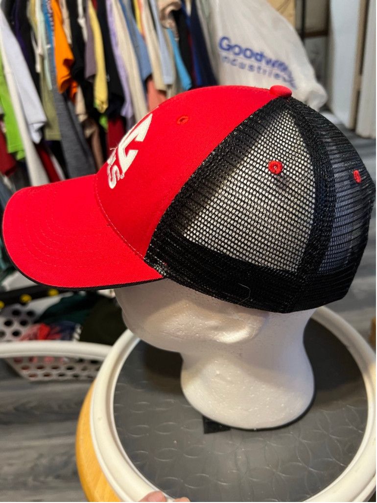 Otto Men's MAC TOOLS Red Black Mesh Trucker Hat One Size Size ONE SIZE - 2 Thumbnail
