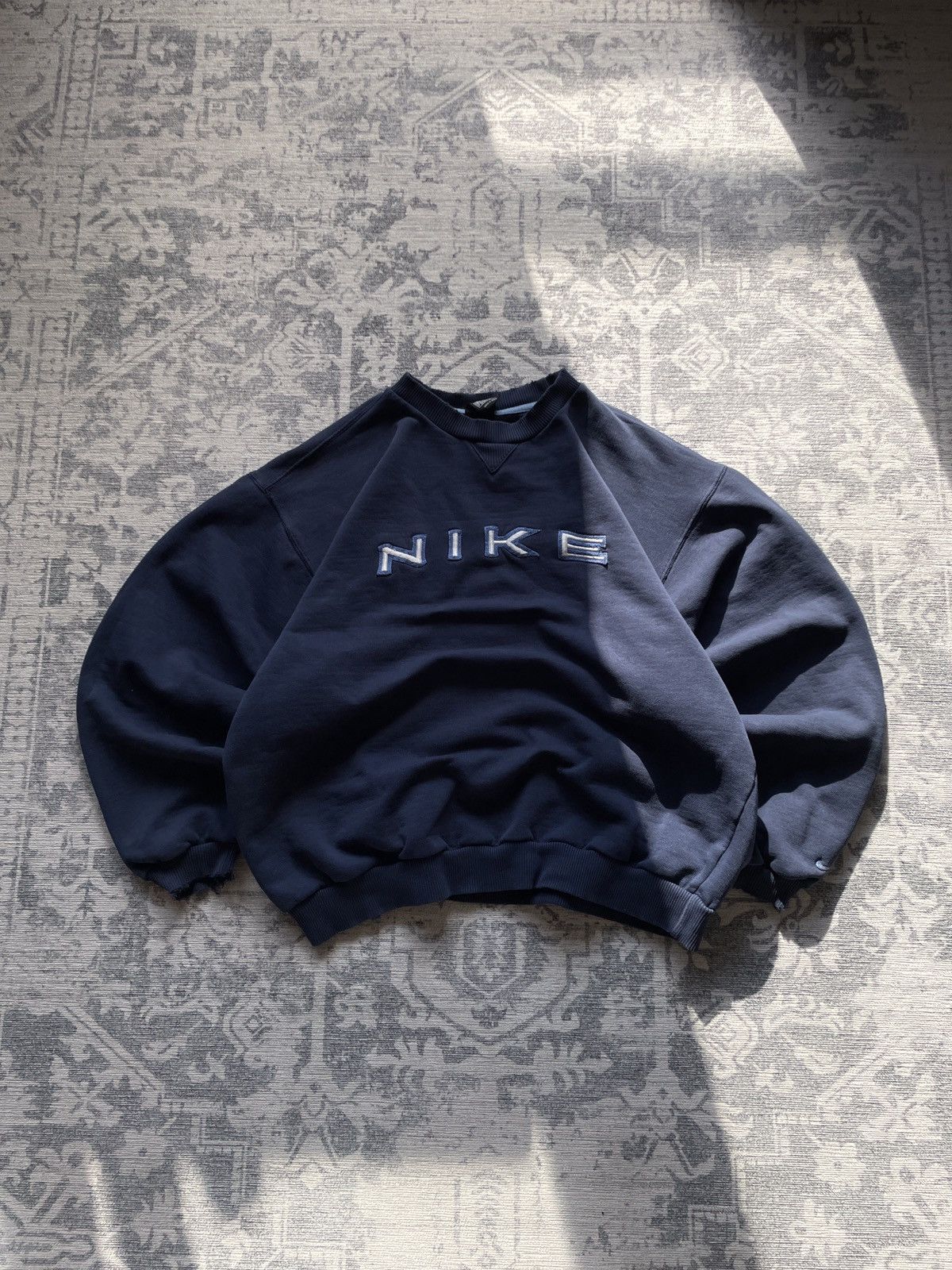 Pre-owned Nike X Vintage Distressed Vintage Nike Big Logo Baggy Crewneck Sweatshirt In Dark Blue