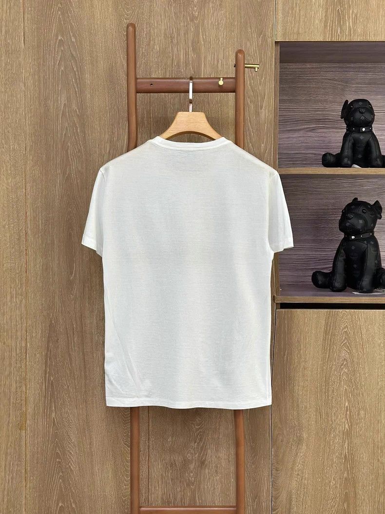 Versace Versace White casual T-shirt with short sleeves Size US S / EU 44-46 / 1 - 2 Thumbnail