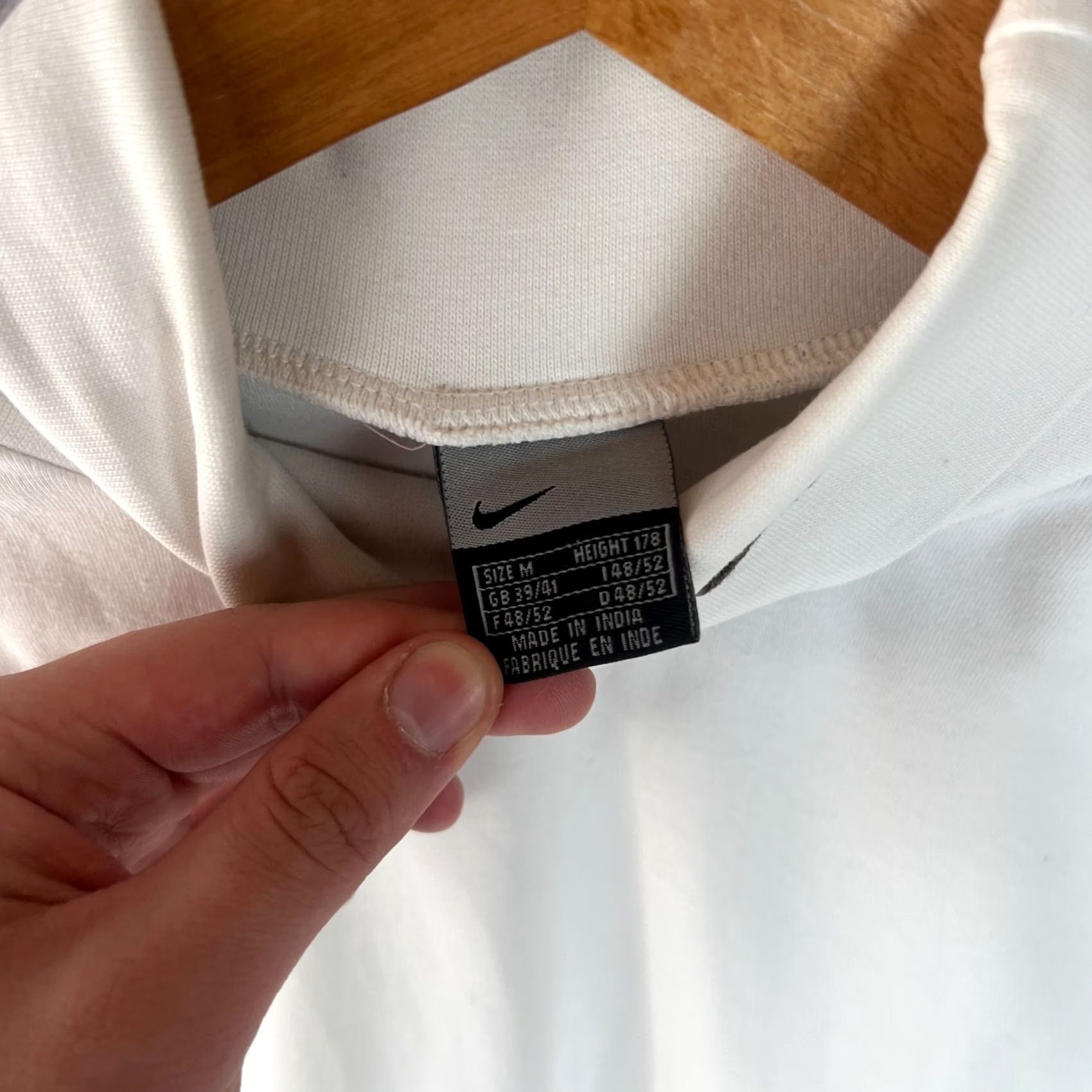 Nike Nike Men’s VTG Pullover White Turtleneck Logo Swoosh Sweatshirt M Size US M / EU 48-50 / 2 - 5 Thumbnail