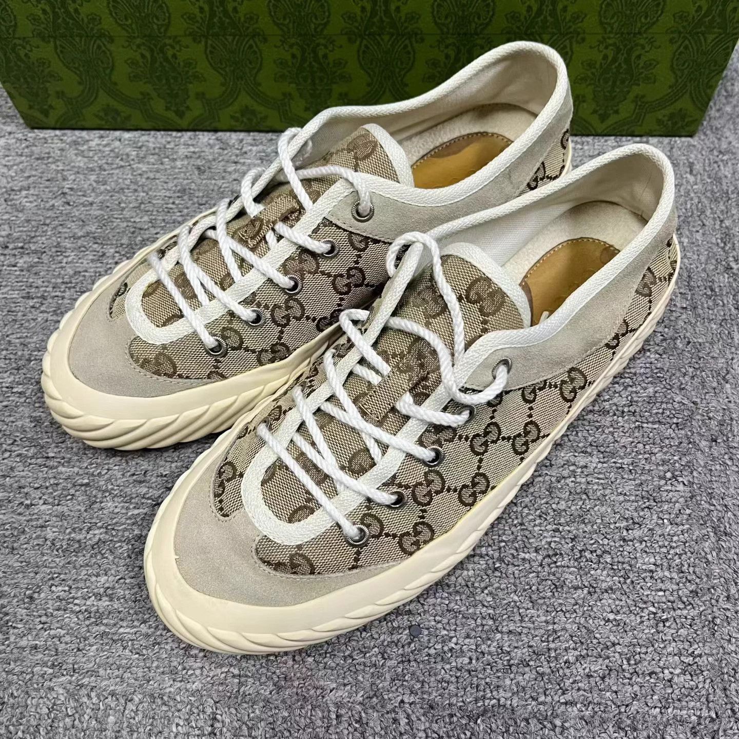 Gucci Gucci Brown & White Low-Top Sneaker US 7 Size US 7 / EU 40 - 2 Thumbnail