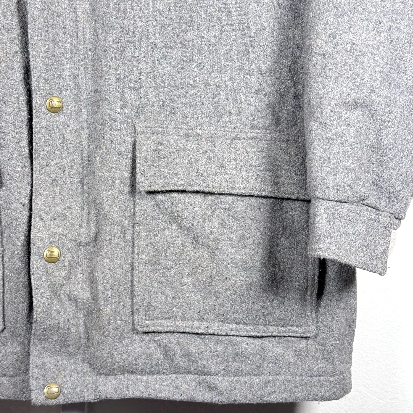 Vintage VINTAGE Woolrich Coat Gray Wool Long Sleeve Pockets Women Large Parka 90s Outdoor USA Womens Size L / US 10 / IT 46 - 5 Thumbnail