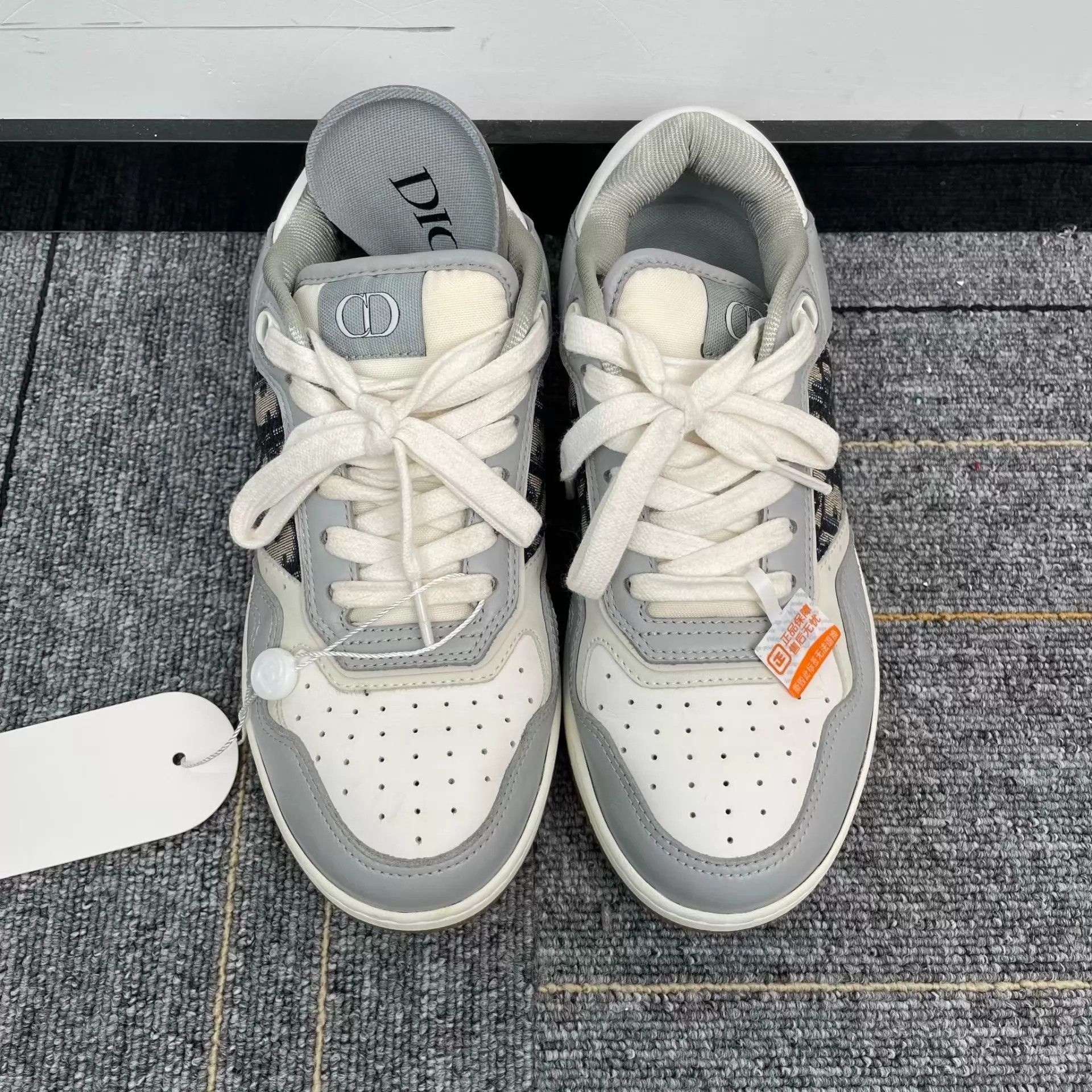 Dior Dior Gray Oblique Sneaker Size US 6.5 / IT 36.5 - 1 Thumbnail