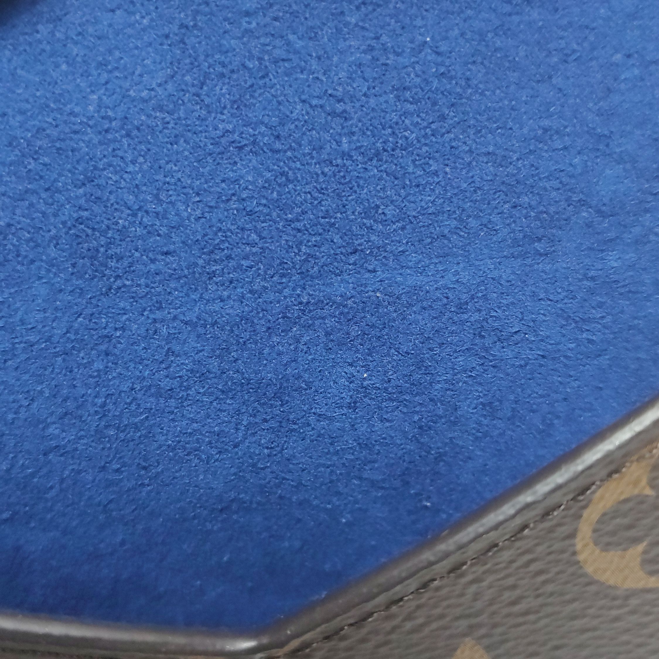 Louis Vuitton Louis Vuitton (LV) Arsene cowhide vegetable tanned leather Size ONE SIZE - 7 Thumbnail
