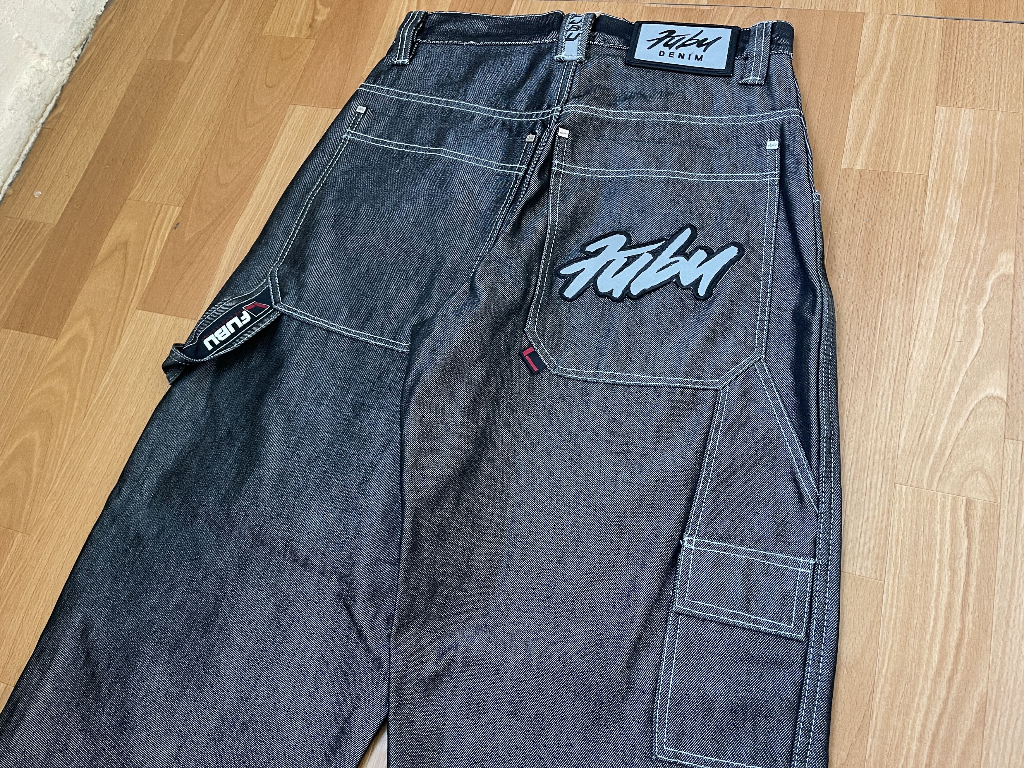 Fubu FUBU jeans shiny vintage baggy jeans silver metallic size 30 Size US 30 / EU 46 - 3 Thumbnail