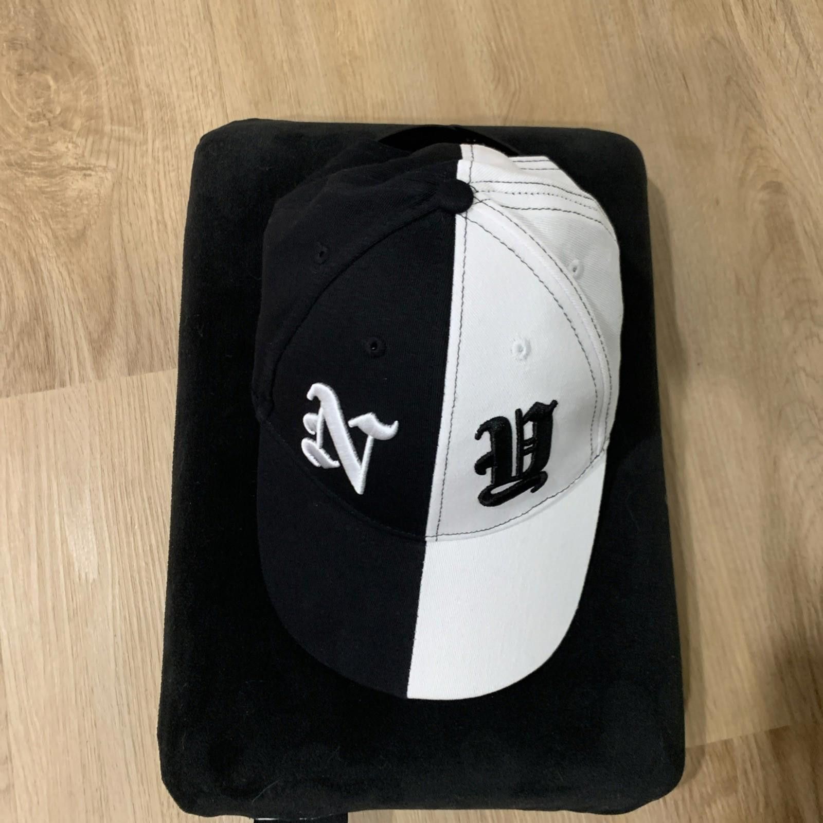 Urban Outfitters URBN IDNTY Snapback Hat Black White Gothic Streetwear Cap Size ONE SIZE - 9 Thumbnail