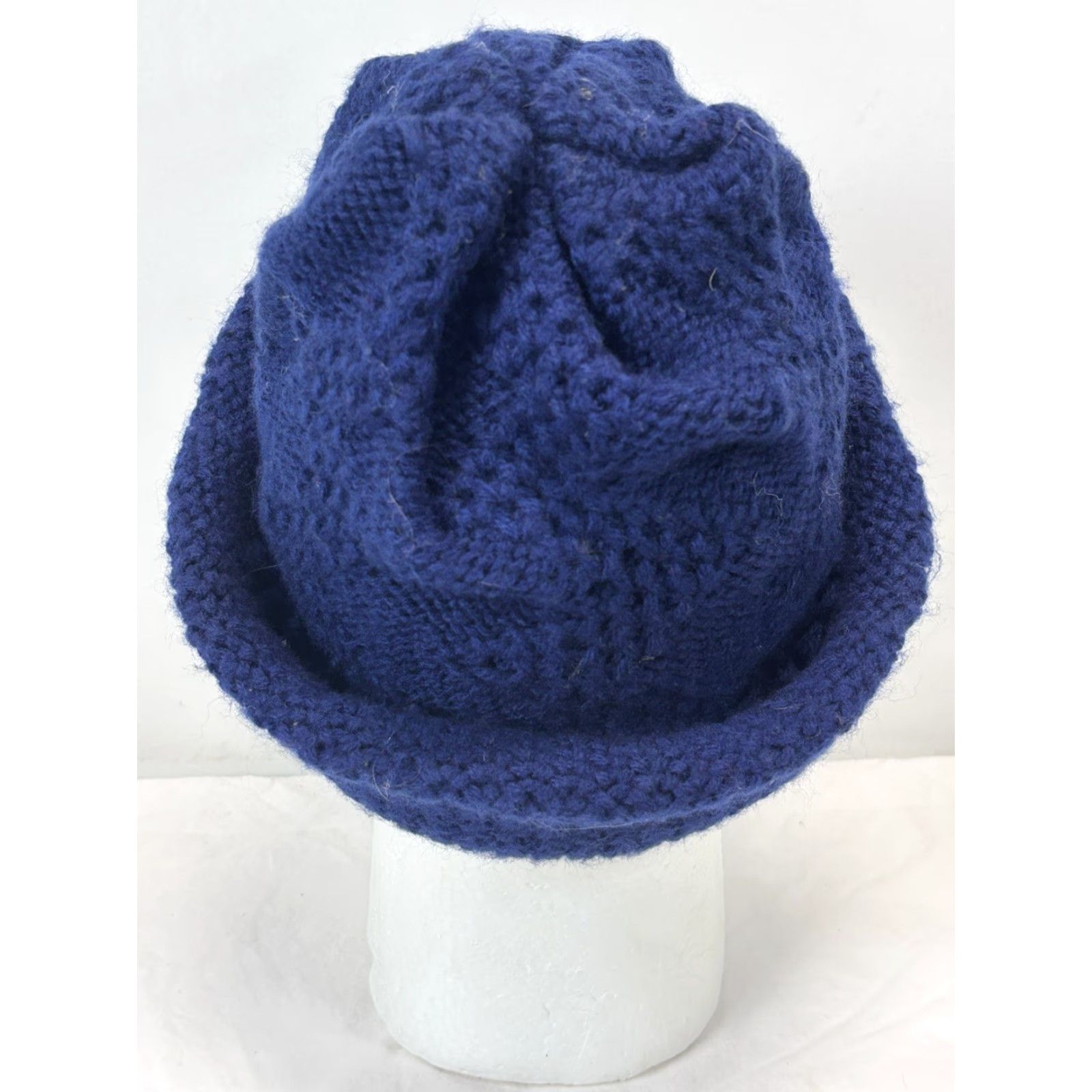 Vintage VINTAGE Knit Hat Women's One Size Navy Blue 1970s Made in Japan Boho Acrylic Knit Hat Women One Size Navy Blue 70s Japan Mens/Womens Size ONE SIZE - 4 Thumbnail