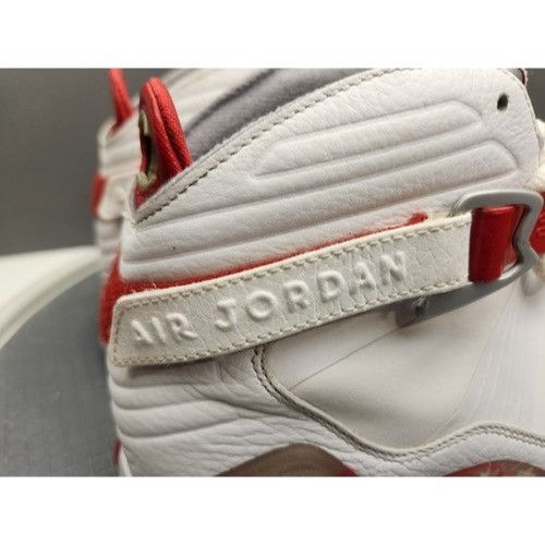 Jordan Brand Air Jordan mens 11.5 Retro 8.0 Retro White Red amazing condi Size US 11.5 / EU 44-45 - 22 Thumbnail