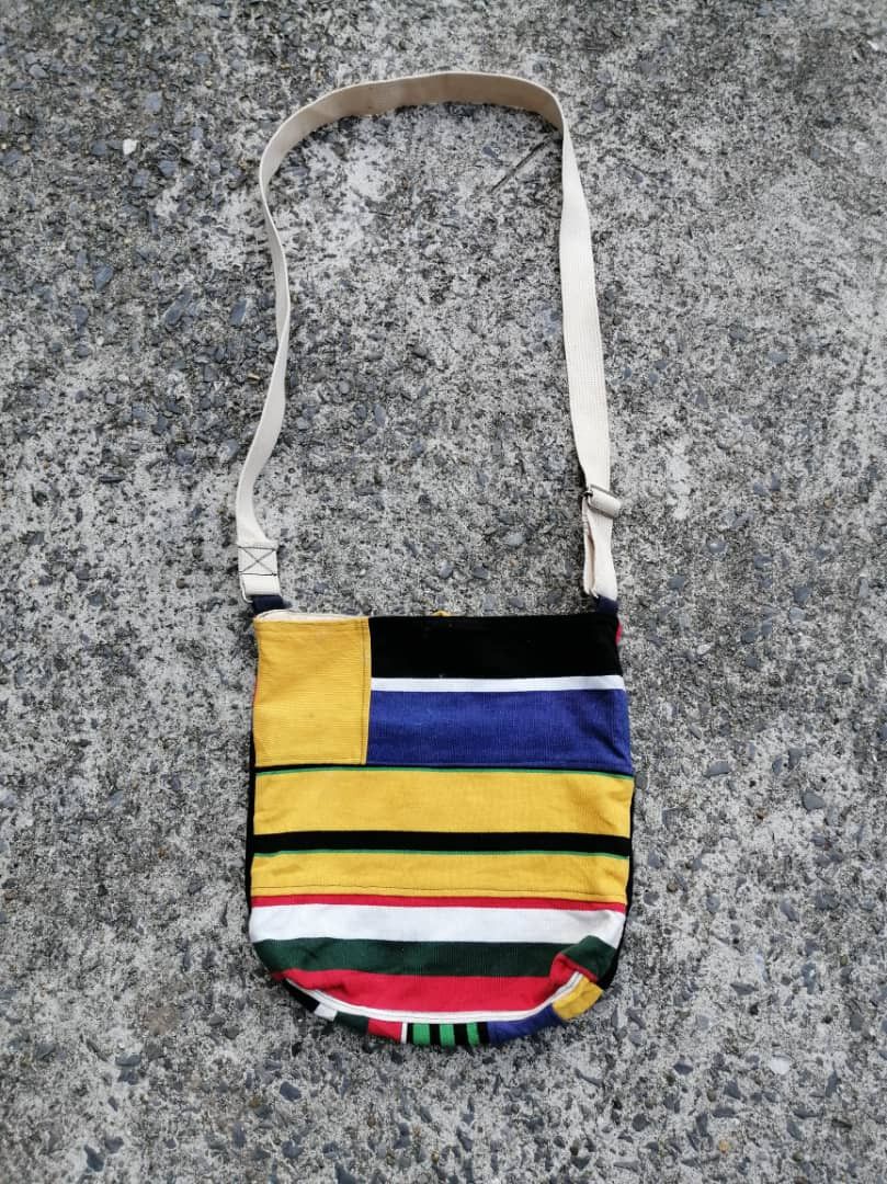 Other Silver Fern New Zealand Colour Block Sling Bag Size ONE SIZE - 2 Thumbnail