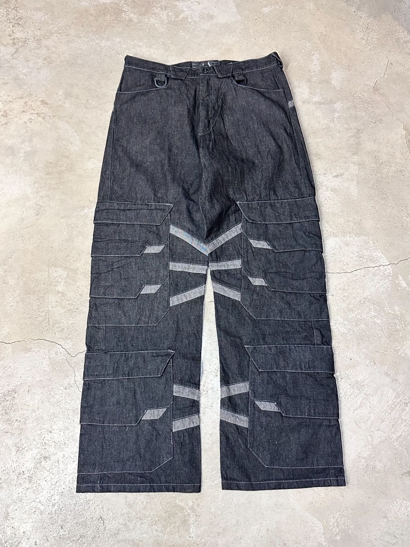 Vintage Vintage 90s Cyberdog Cargo Jeans Size US 31 - 1 Thumbnail