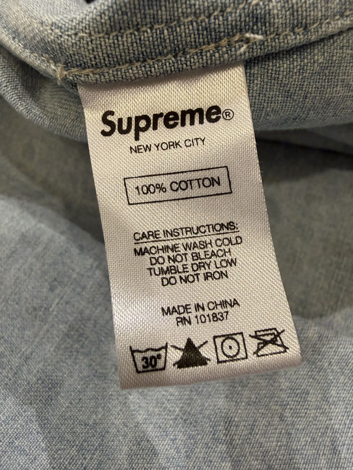 Supreme Supreme Polka Dot Denim Button Up Size US L / EU 52-54 / 3 - 4 Thumbnail