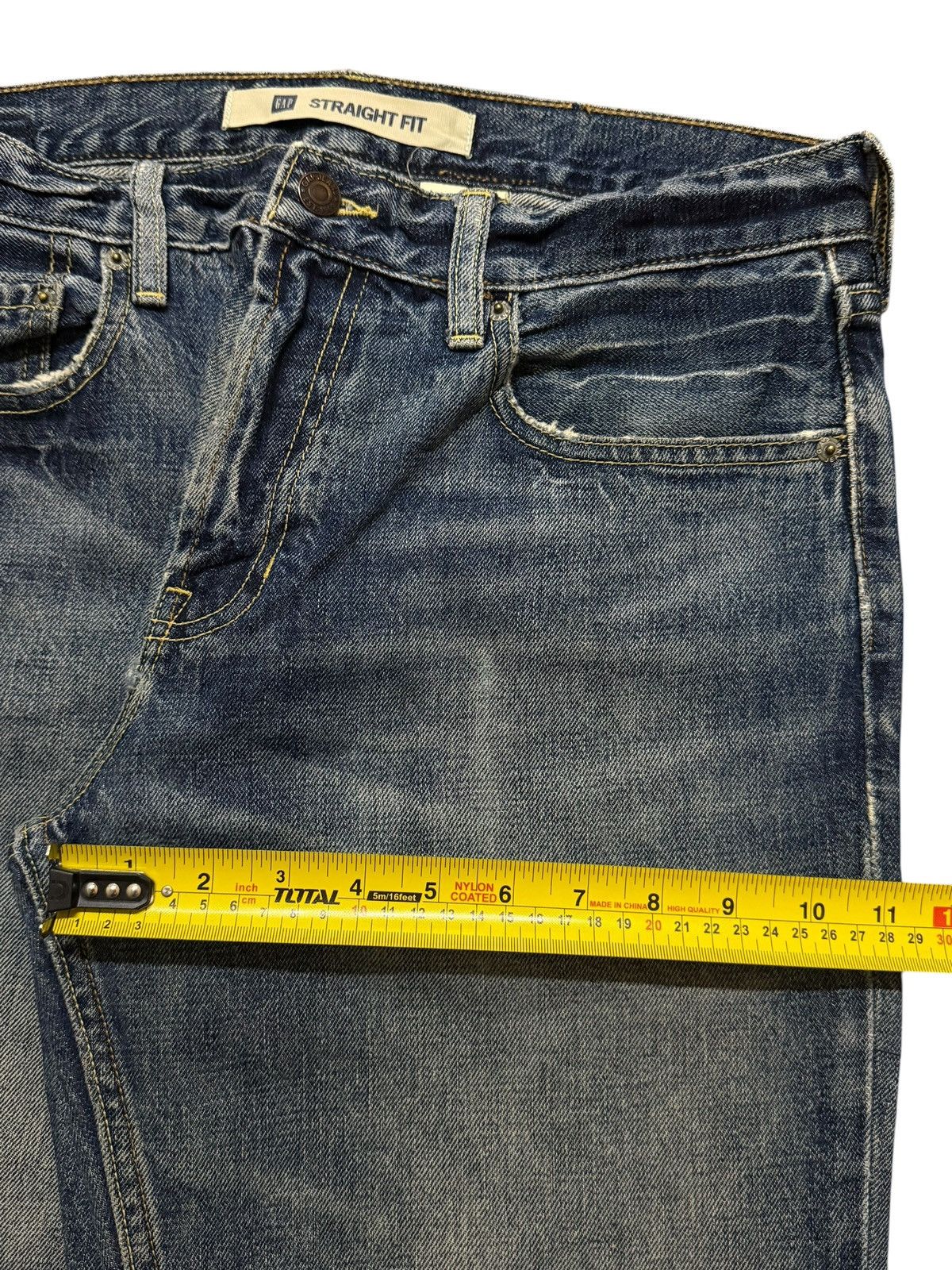 Gap Vintage Y2K Gap Blue Faded Wash Whiskers Straight Leg Jeans Size US 31 - 12 Thumbnail
