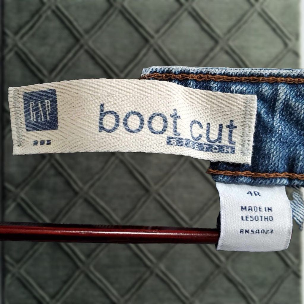 Gap VINTAGE Gap Bootcut Jeans Womens 4R Regular Altered Waist Blue Jeans Womens Size 27" / US 4 / IT 40 - 1 Thumbnail