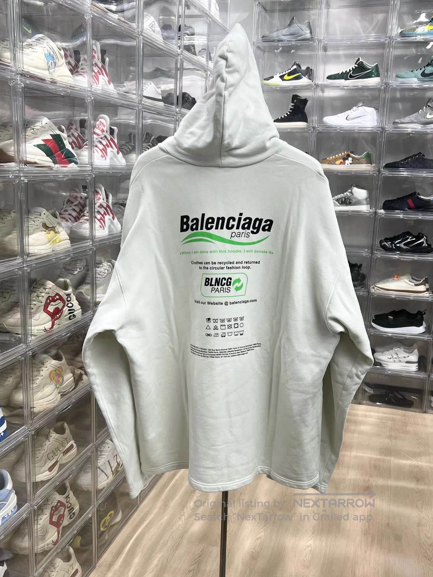 Balenciaga White Oversized Graphic Print Hoodie. Size US S / EU 44-46 / 1 - 5 Thumbnail