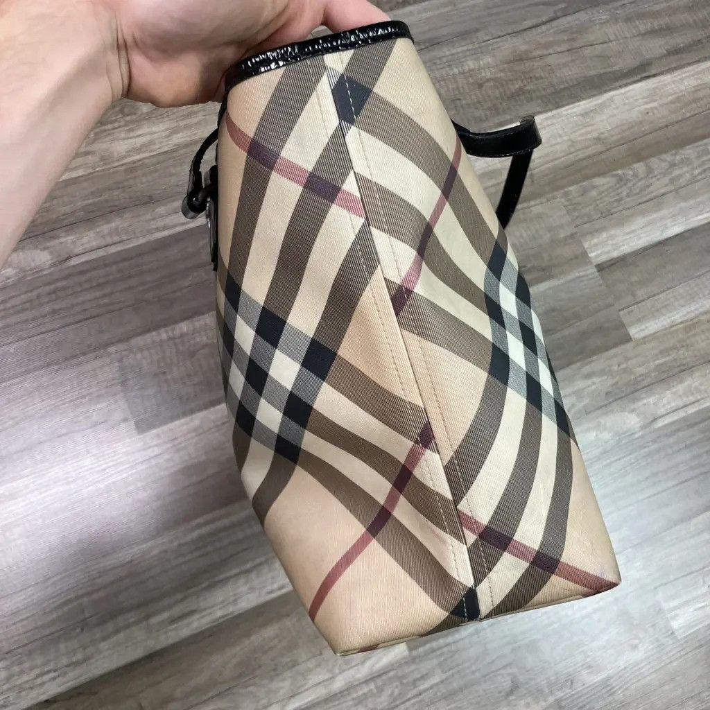 Burberry Burberry Full Pattern Handbag Measurements: 35x30x16cm Size ONE SIZE - 4 Thumbnail