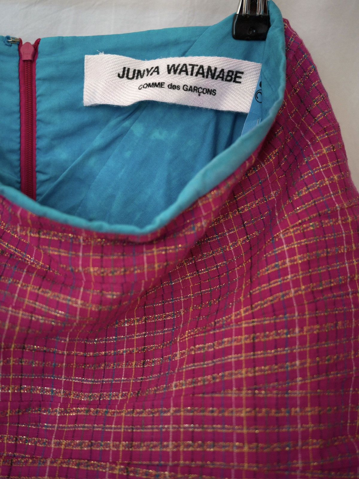 Junya Watanabe Junya Watanabe | SS1997 Magenta Glossy Skirt Size 26" / US 2 / IT 38 - 9 Thumbnail