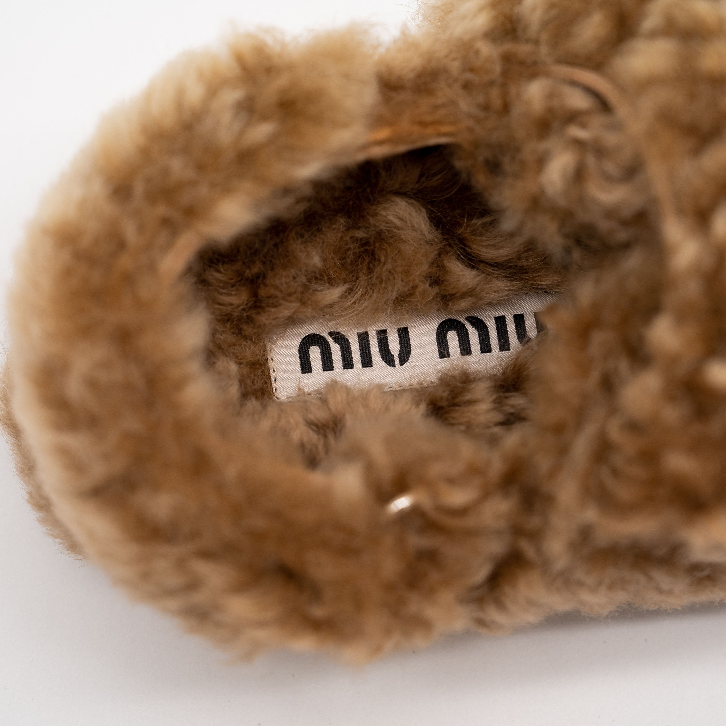 Miu Miu 36eu 6 US Miu Miu Camel Brown Shearling Sandals Size US 6 / IT 36 - 8 Thumbnail