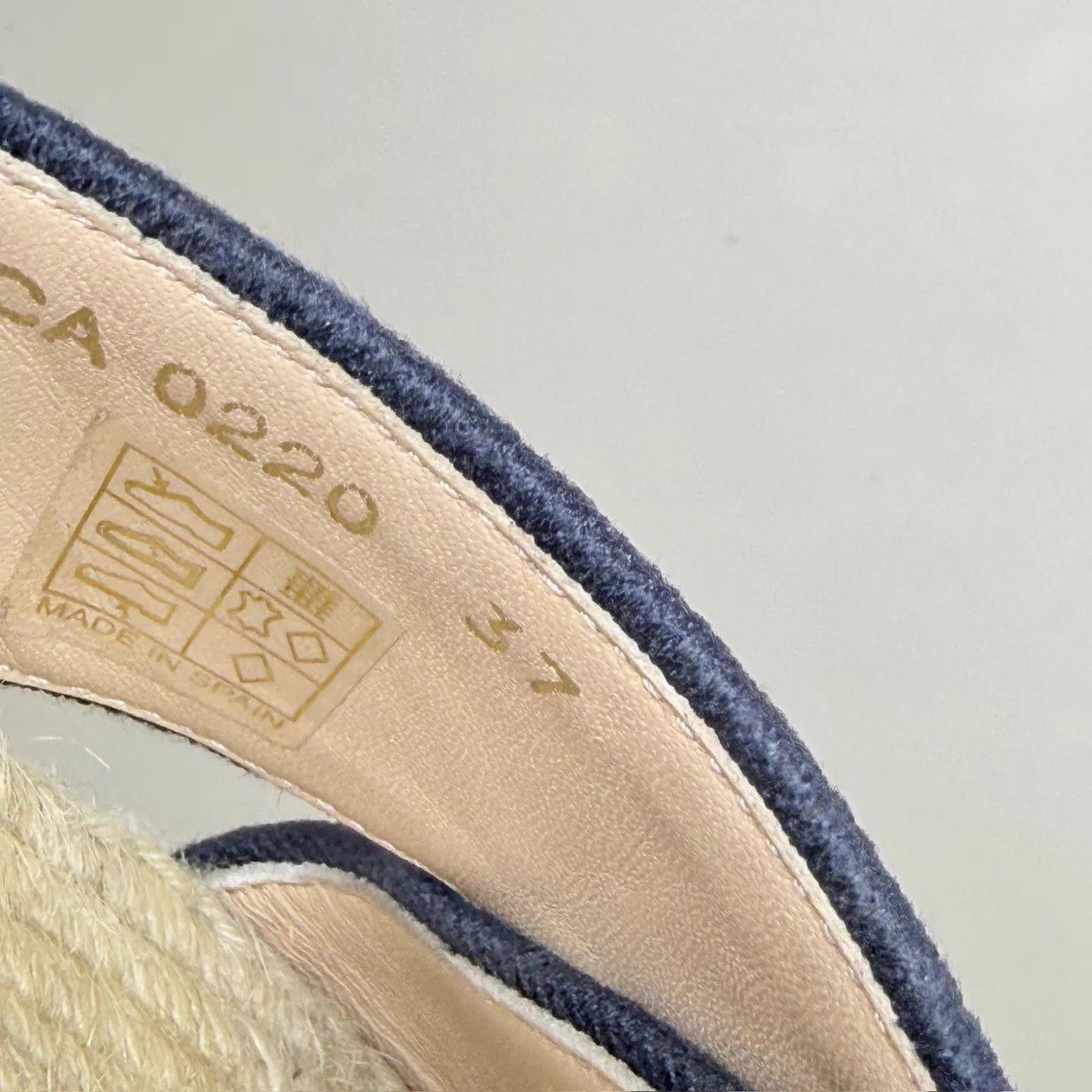 Dior Dior Light Blue Straw Strappy Slippers 37 99 New Size US 6.5 / IT 36.5 - 7 Thumbnail