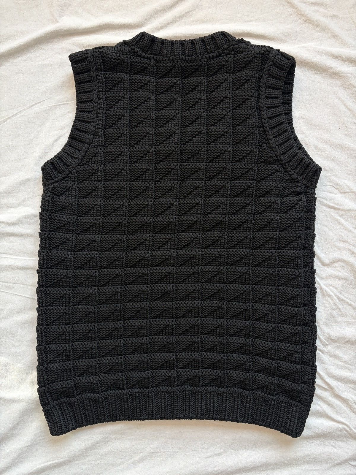 1017 ALYX 9SM 1017 ALYX 9SM Cable Knit Swaeter Vest Black Size US S / EU 44-46 / 1 - 7 Thumbnail