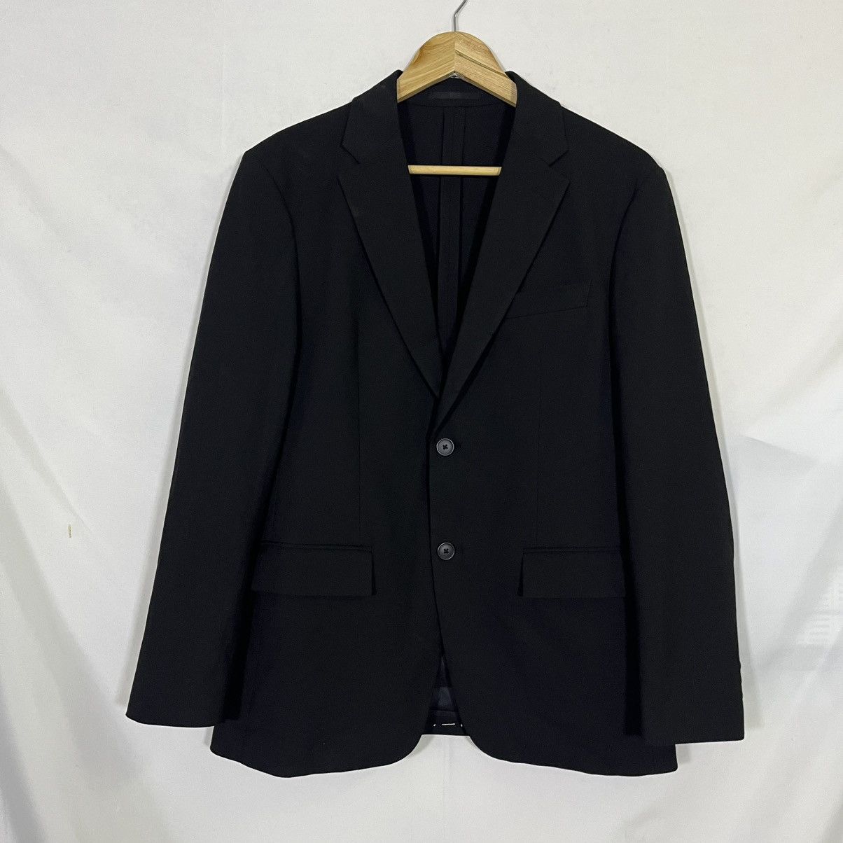 Uniqlo UNIQLO SINGLE BREASTED COAT BLAZER Size US M / EU 48-50 / 2 - 1 Thumbnail