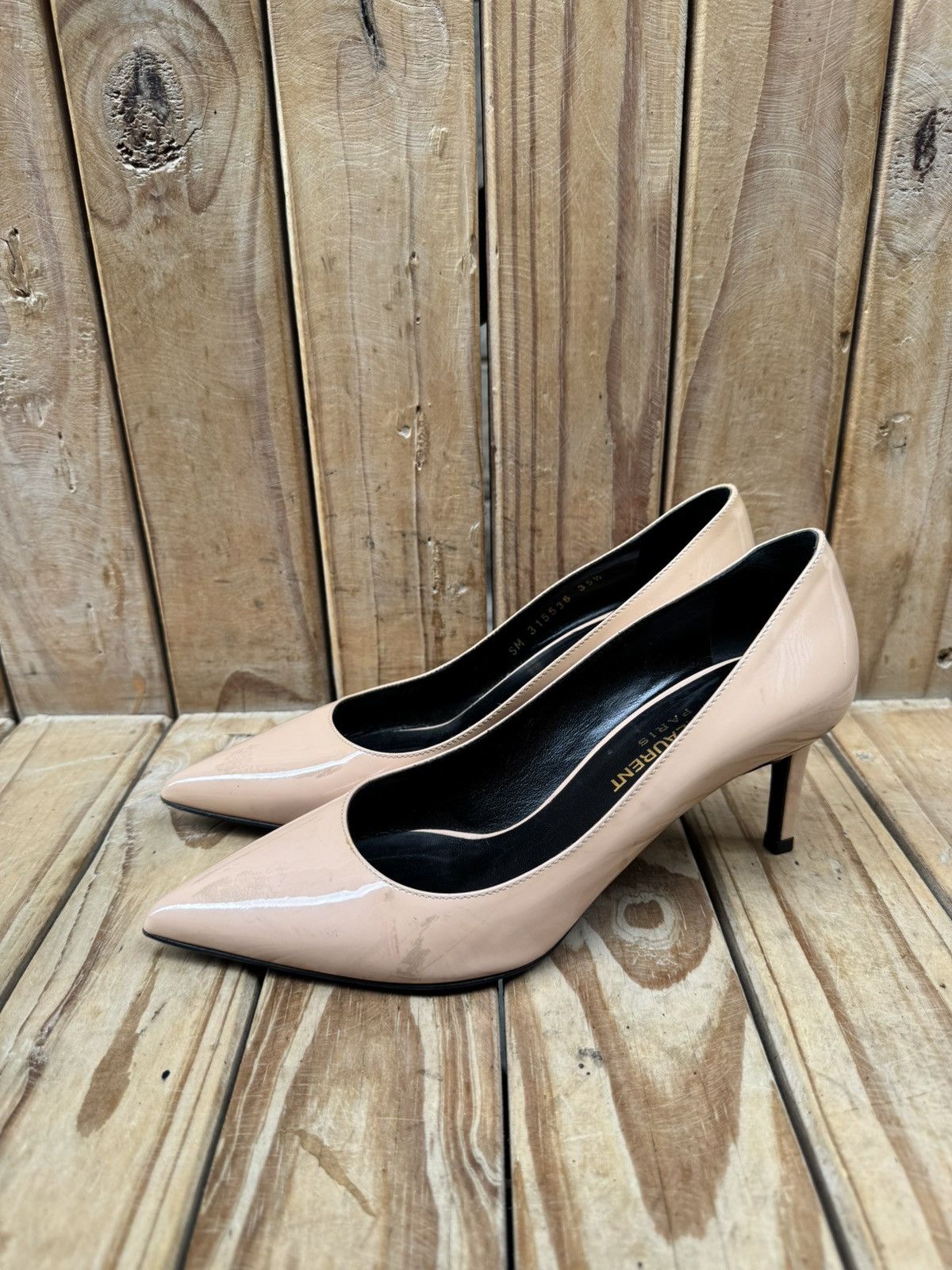 Saint Laurent Paris Saint laurent Paris HI Leather heels size EUR 35.5 US 5.5 Size US 5.5 / IT 35.5 - 22 Thumbnail