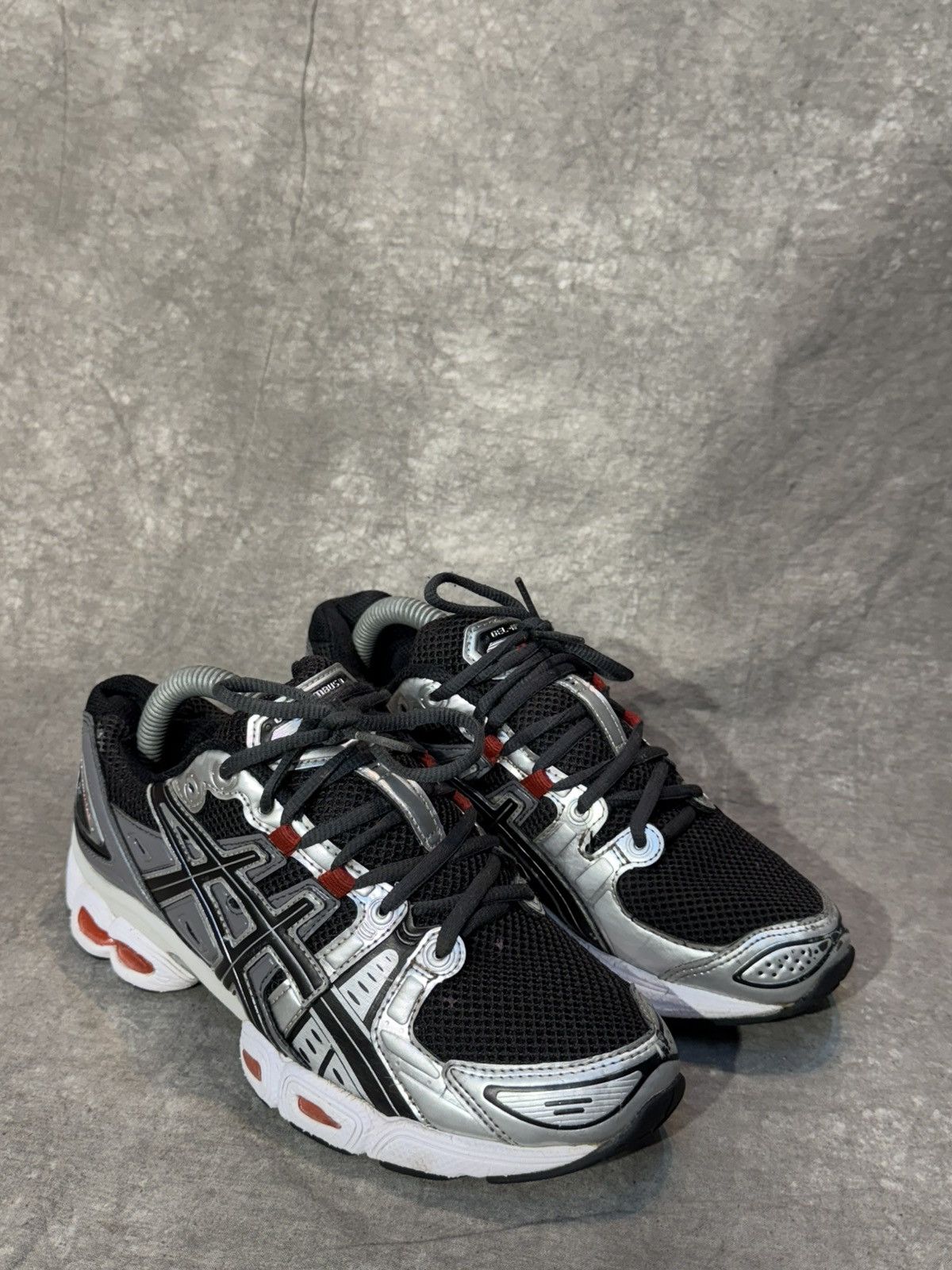 Asics Asics Gel Nimbus 9 Black Sneakers Size US 8 / IT 38 - 1 Thumbnail
