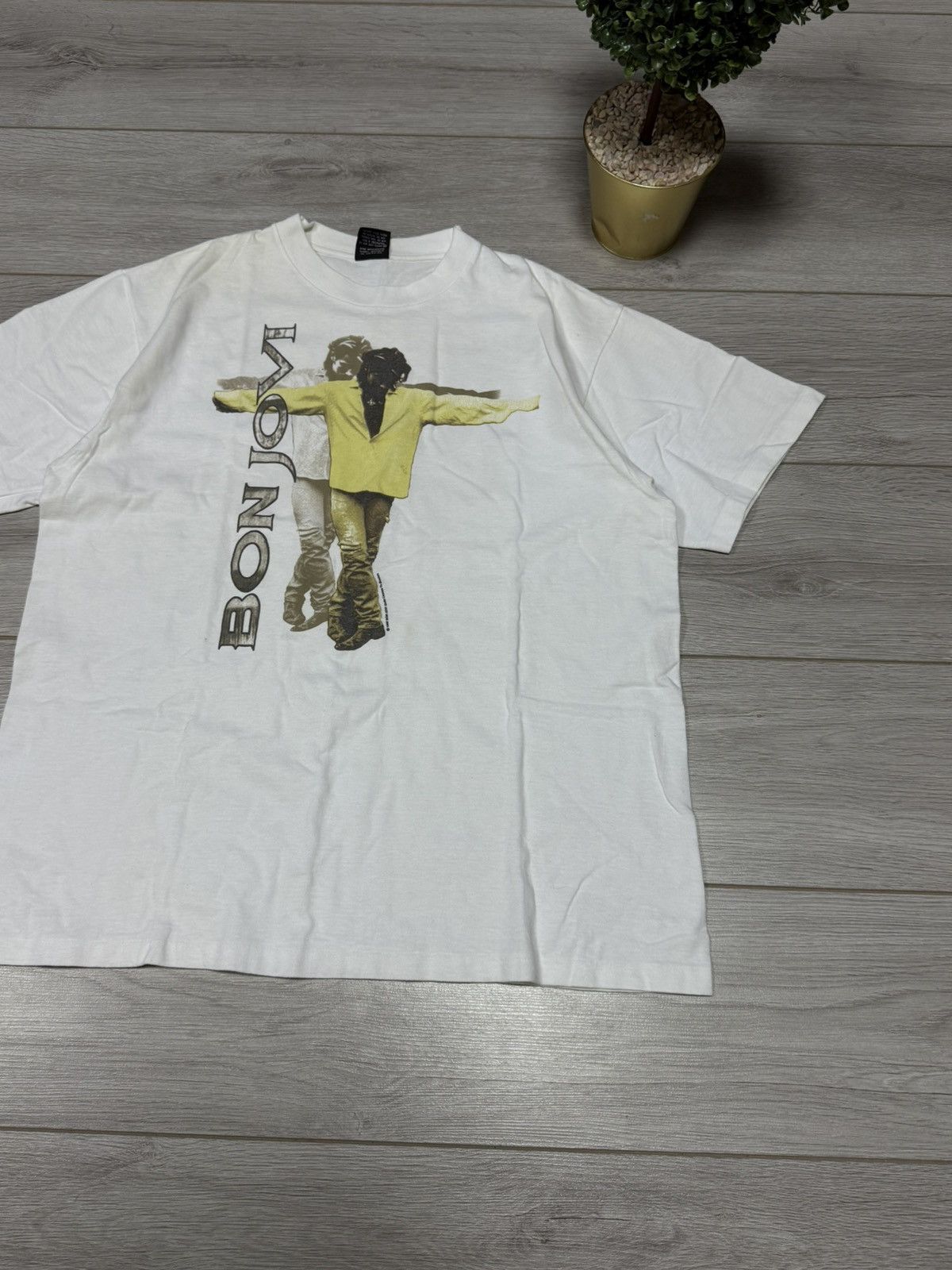Bon Jovi Bon Jovi 1992 Keep the Faith vintage t shirt Acme Australia Size US L / EU 52-54 / 3 - 5 Thumbnail