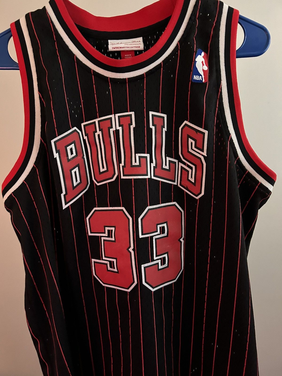 image of Mitchell Ness 1995-1996 Scottie Pippen Hardwood Classics in Black, Men's (Size XL)