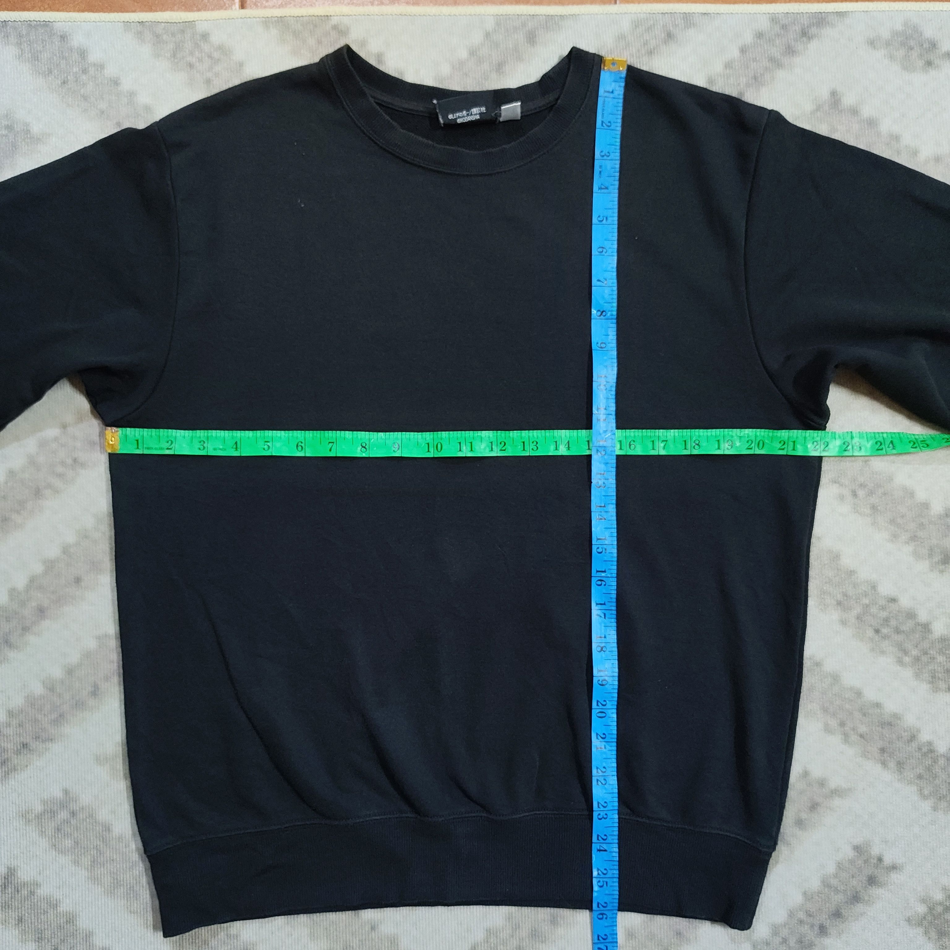 Anime Vintage Y2K INITIAL D Backhit Spellout Light Sweatshirt Size US M / EU 48-50 / 2 - 8 Thumbnail