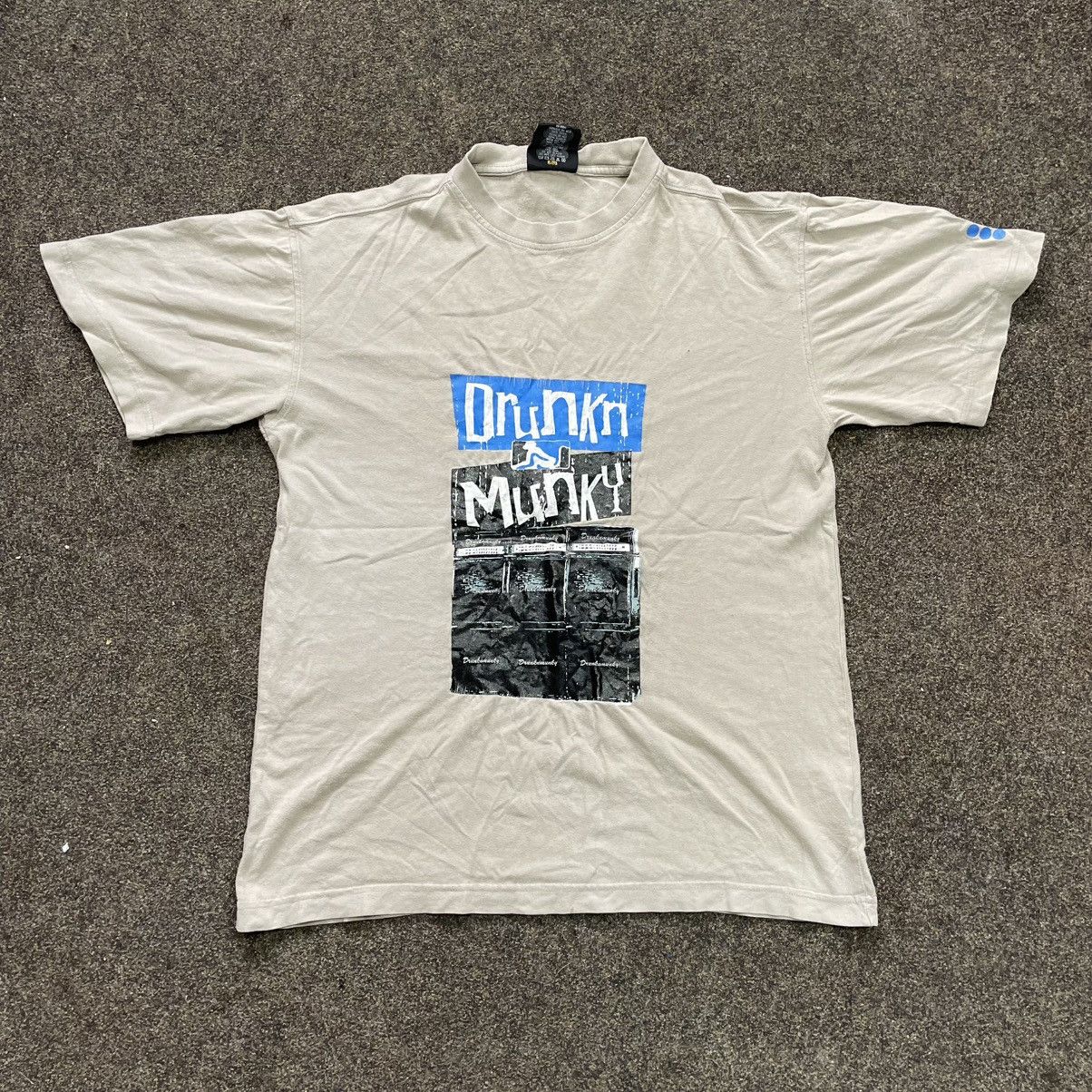 Vintage Vintage 90s Drunk Monkey Graphic Tee Sun Faded Skate Baggy M Size US M / EU 48-50 / 2 - 1 Thumbnail
