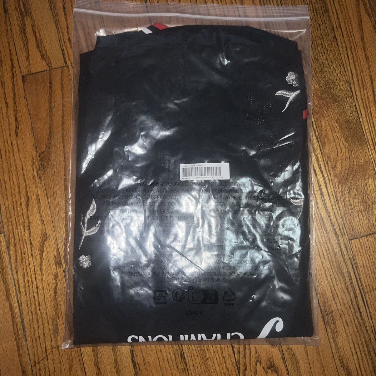 Supreme In-Hand Supreme Floral Soccer Jersey Black Size: XL Size US XL / EU 56 / 4 - 5 Thumbnail