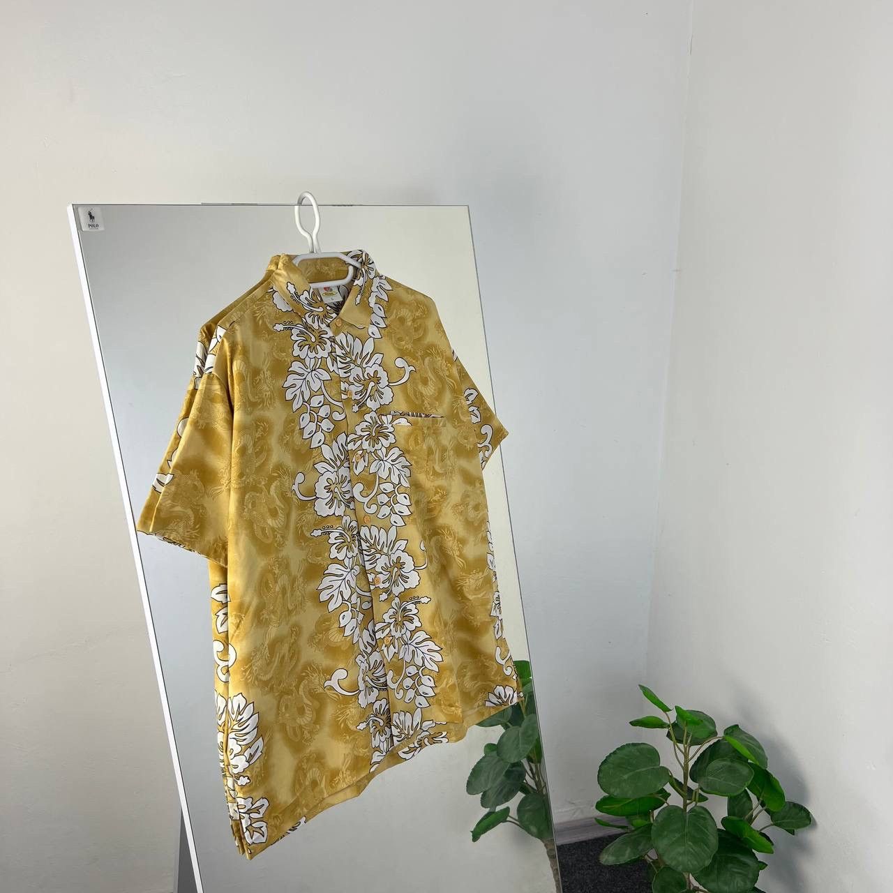 Vintage Vintage Y2K Japanese Dragons Logo Button Up Hawaiian Shirt Size US L / EU 52-54 / 3 - 1 Thumbnail