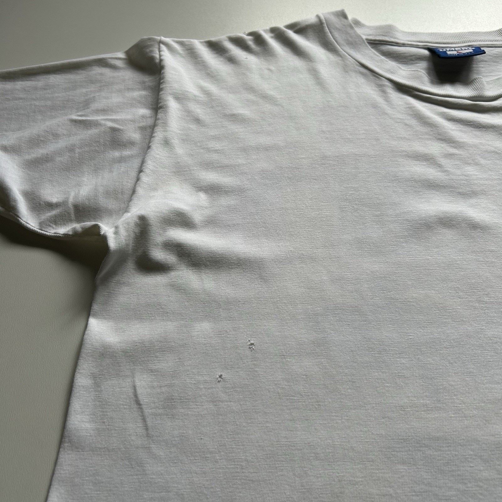Umbro Vintage 90s Umbro T Shirt Large USA Made Distressed Soccer Size US L / EU 52-54 / 3 - 11 Thumbnail