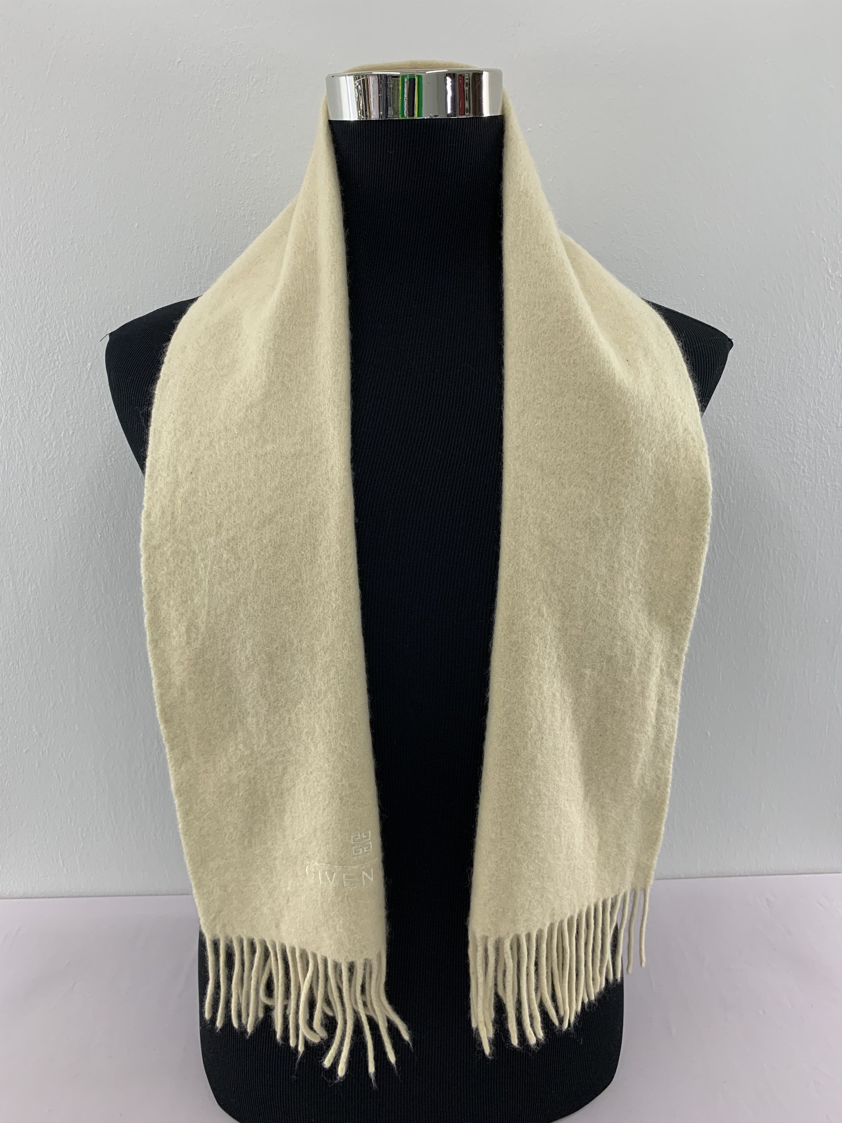 Givenchy Givenchy Scarf Cashmere Muffler Neck Wrap BL5047 Size ONE SIZE - 1 Thumbnail
