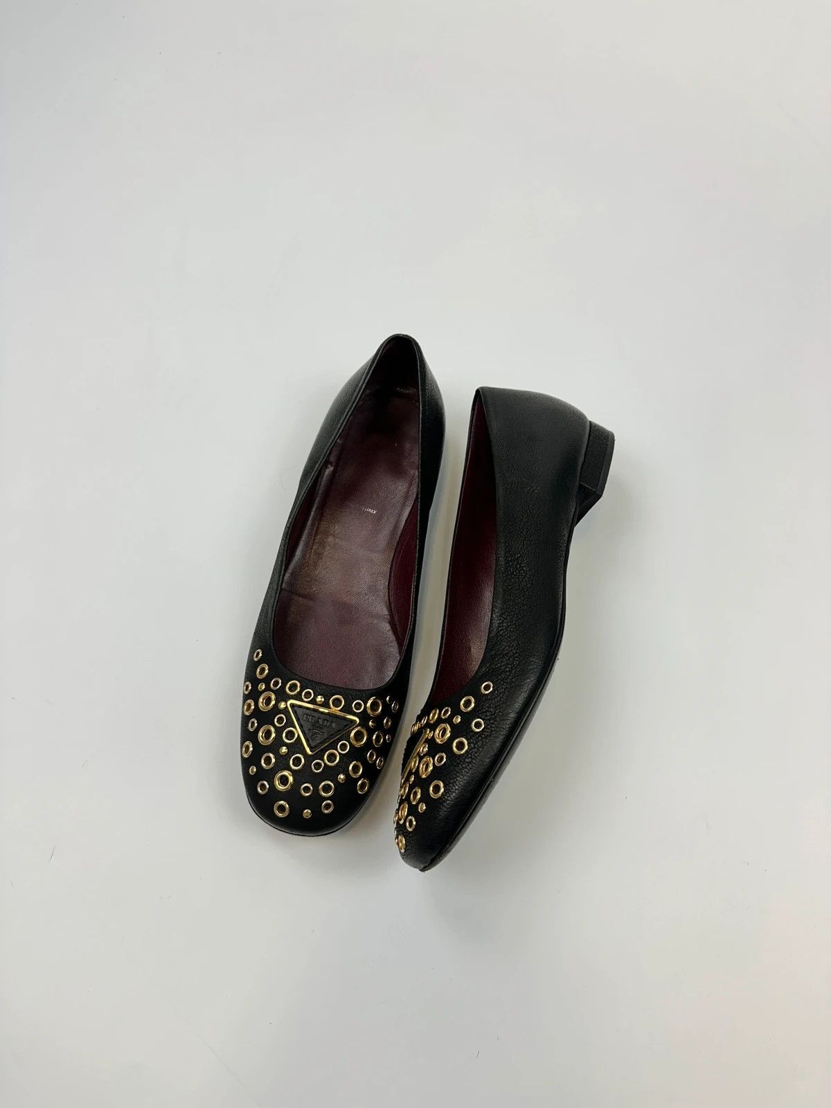 Prada Prada Milano Black Grained Leather With Gold Eyelet Loafer Size US 6 / IT 36 - 1 Thumbnail