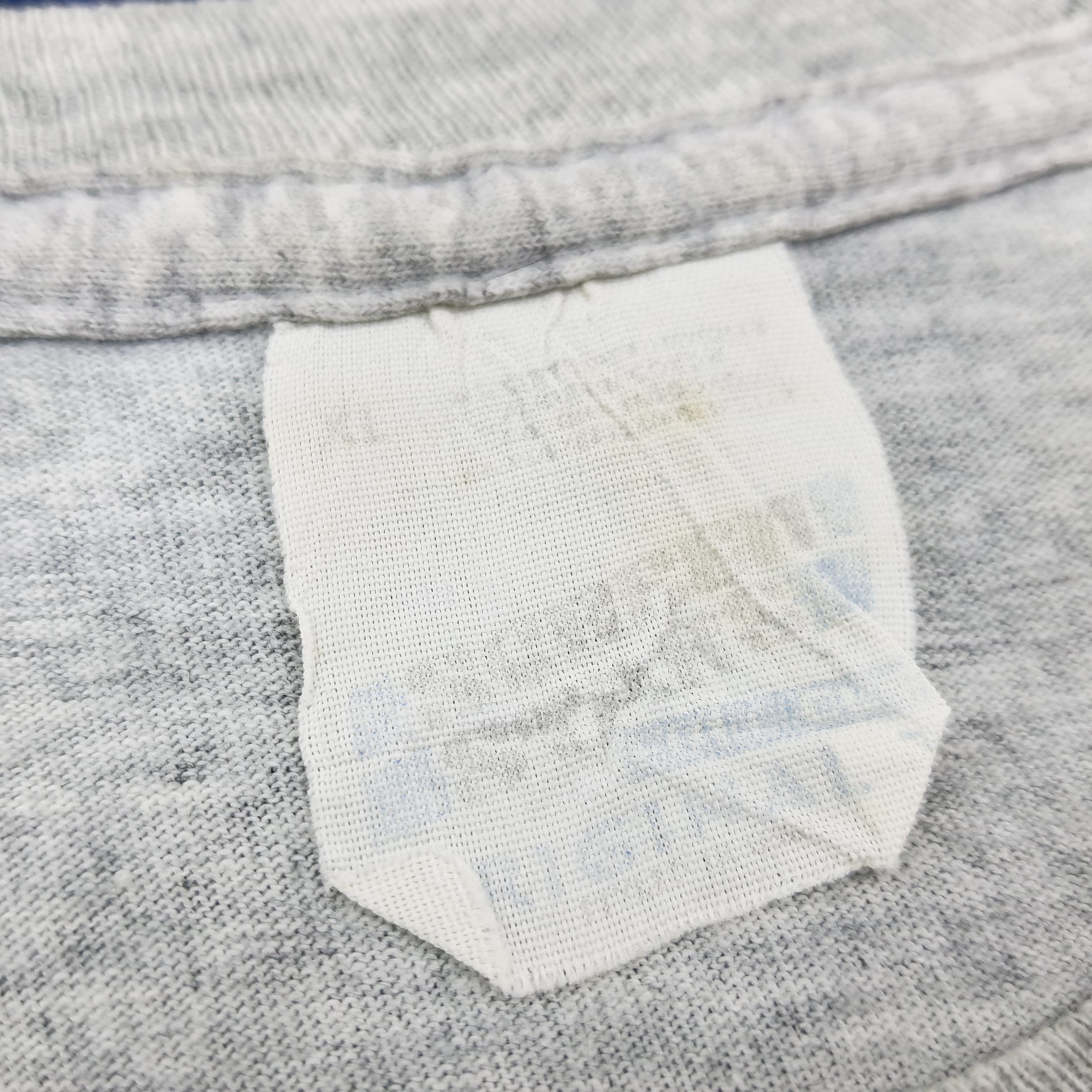 Vintage Vintage SPRACHENZENTRUM Universität Tshirt Size US XL / EU 56 / 4 - 6 Thumbnail