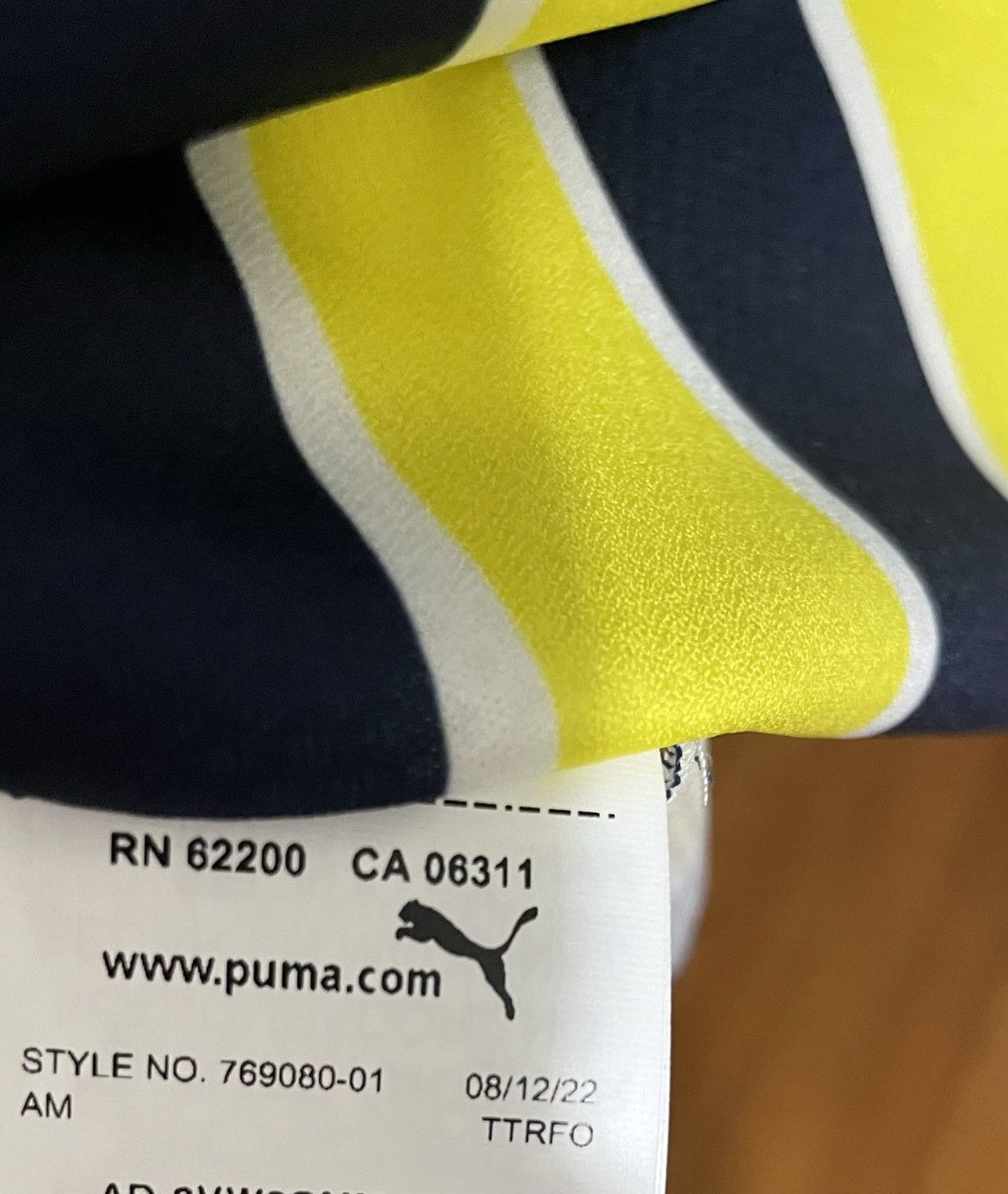 Puma Fenerbahce 2022 22/23 Home Soccer Jersey Football Shirt Size US S / EU 44-46 / 1 - 7 Thumbnail