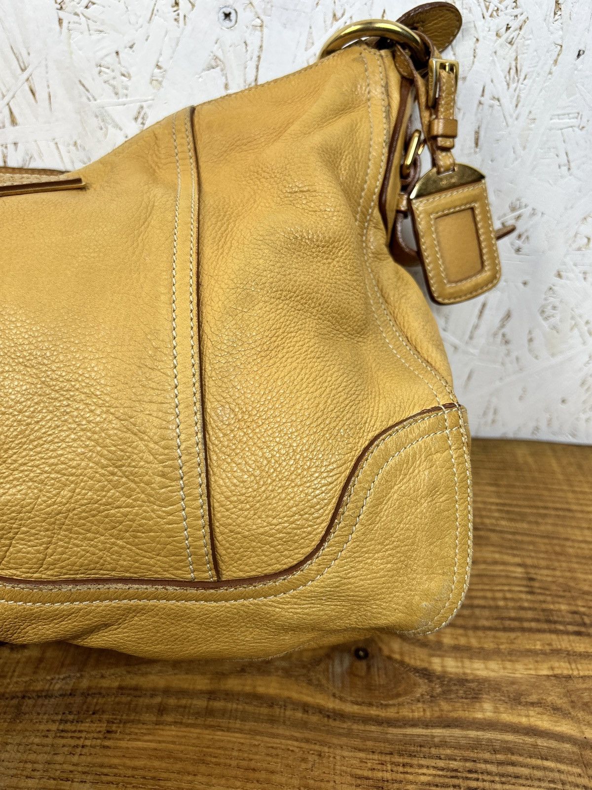 Prada Prada Deerskin Leather Handbag Shoulder Bag Size ONE SIZE - 3 Thumbnail