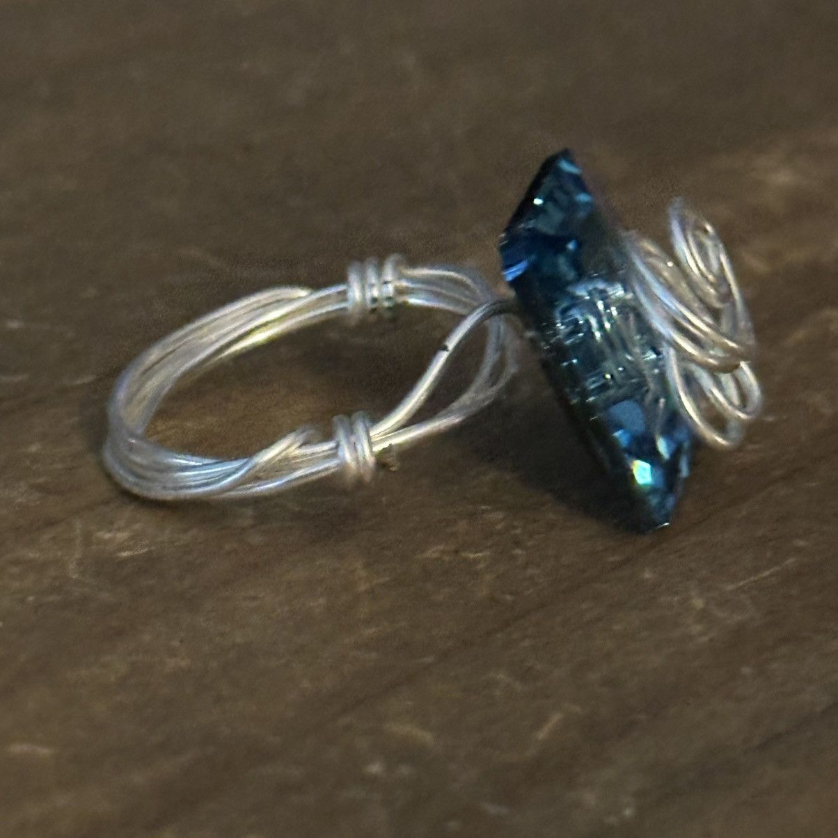 Other Silver tone wire wrapped blue crystal ring Size ONE SIZE - 5 Thumbnail