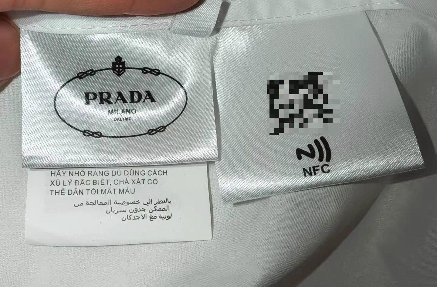 Prada Prada rubberized logo long-sleeve shirt Size US S / EU 44-46 / 1 - 4 Thumbnail