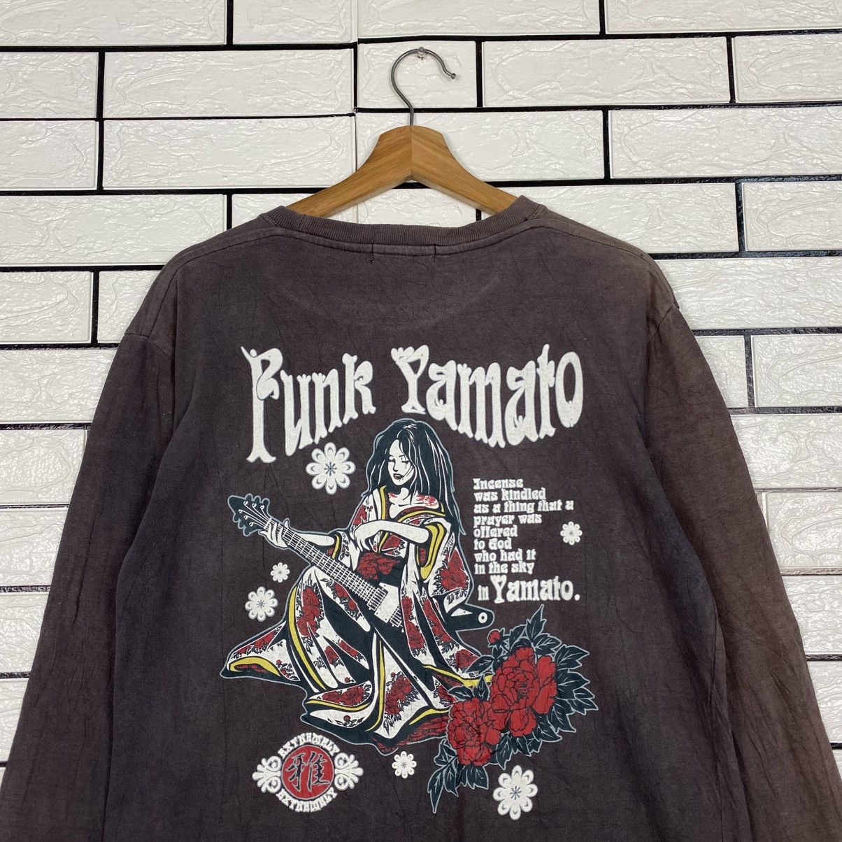 Japanese Brand 📌Distressed Sun Faded Punk Yamato Big Logo Sukajan Size US L / EU 52-54 / 3 - 1 Thumbnail