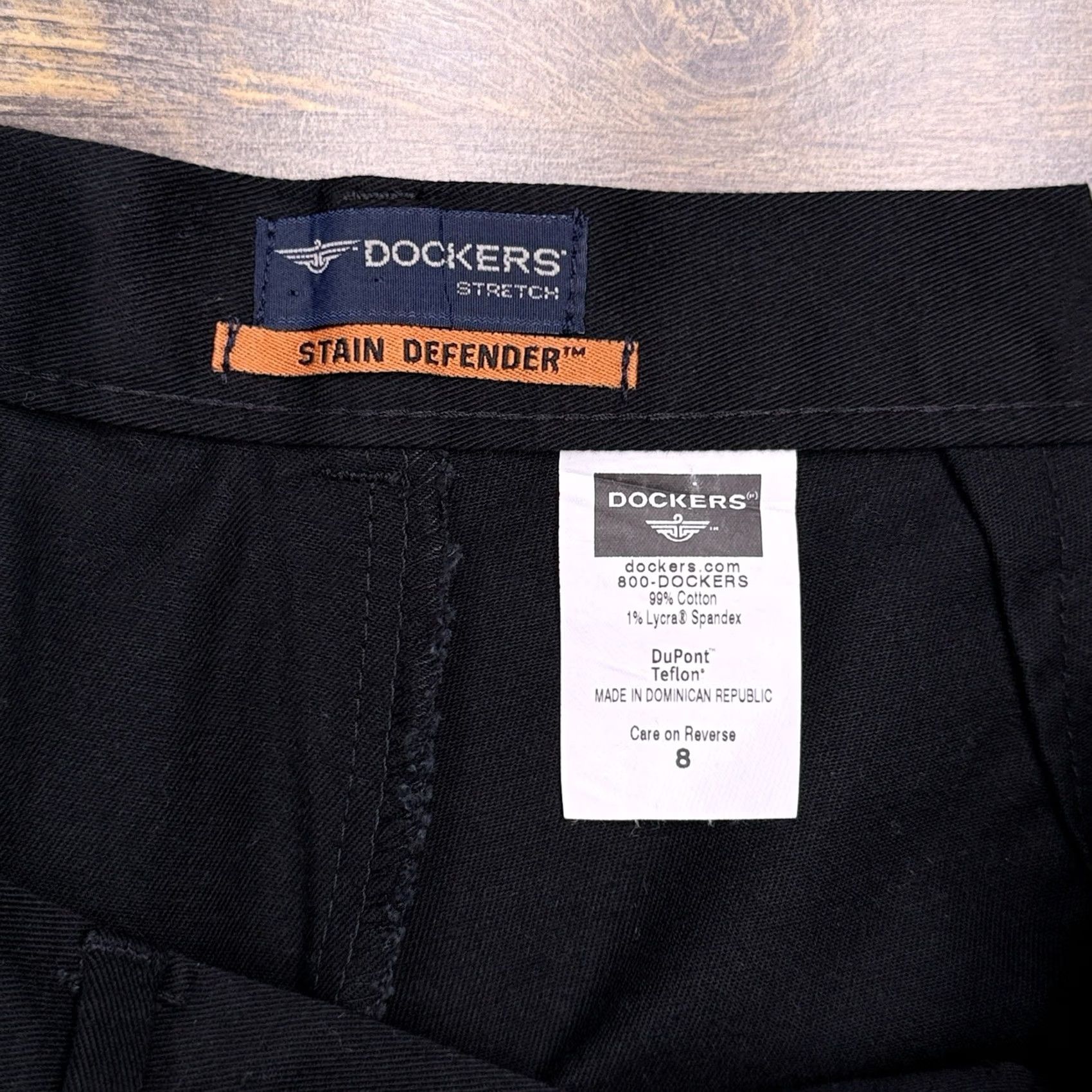 Dockers VINTAGE Dockers Womens 8 Black Go Khaki Shorts High Rise Stretch Chino Casual 6in Inseam Regular Size 30" / US 8 / IT 44 - 3 Thumbnail