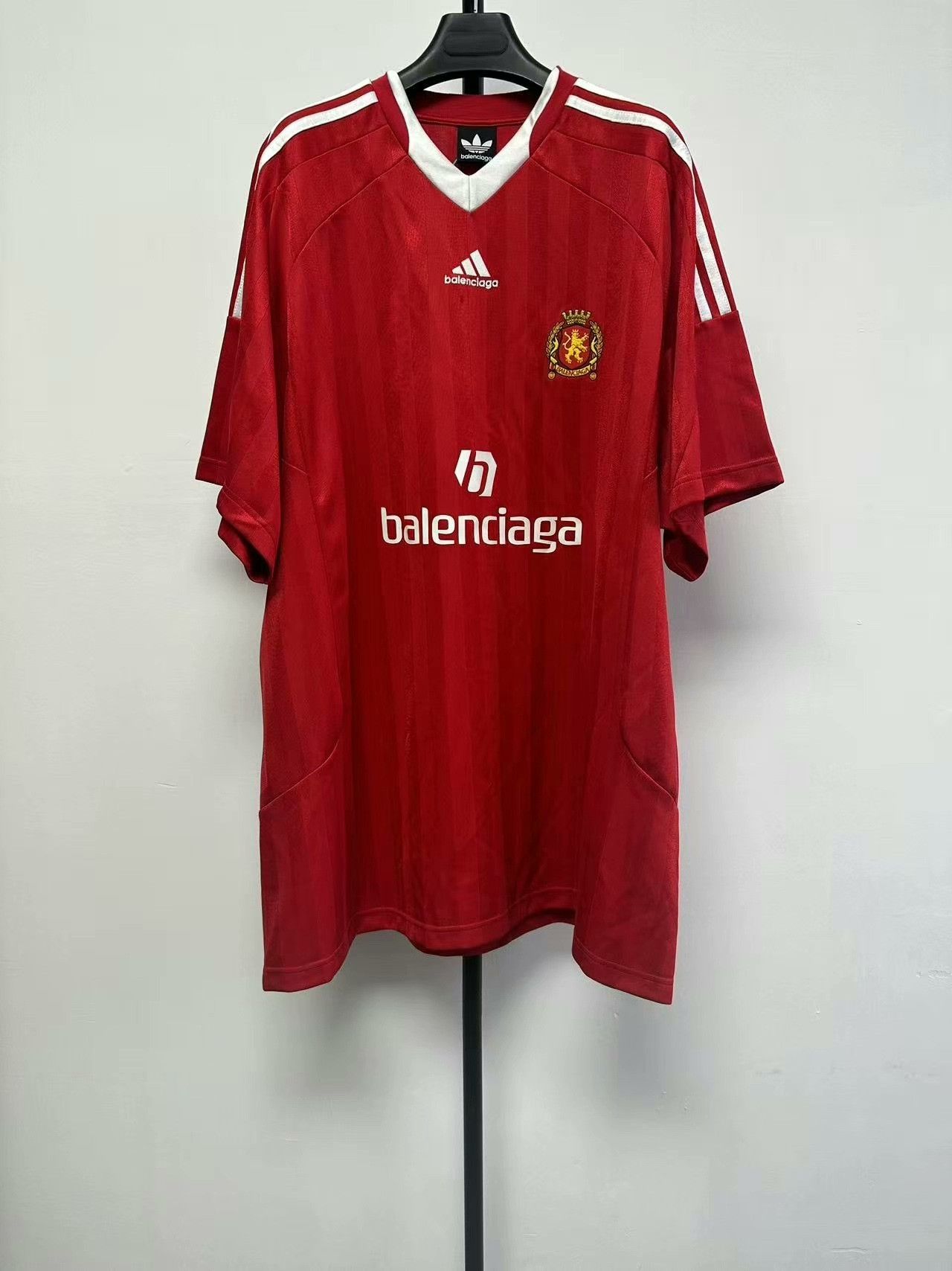 Balenciaga Balenciaga x adidas Red Striped Jersey 4 Size US XL / EU 56 / 4 - 1 Thumbnail