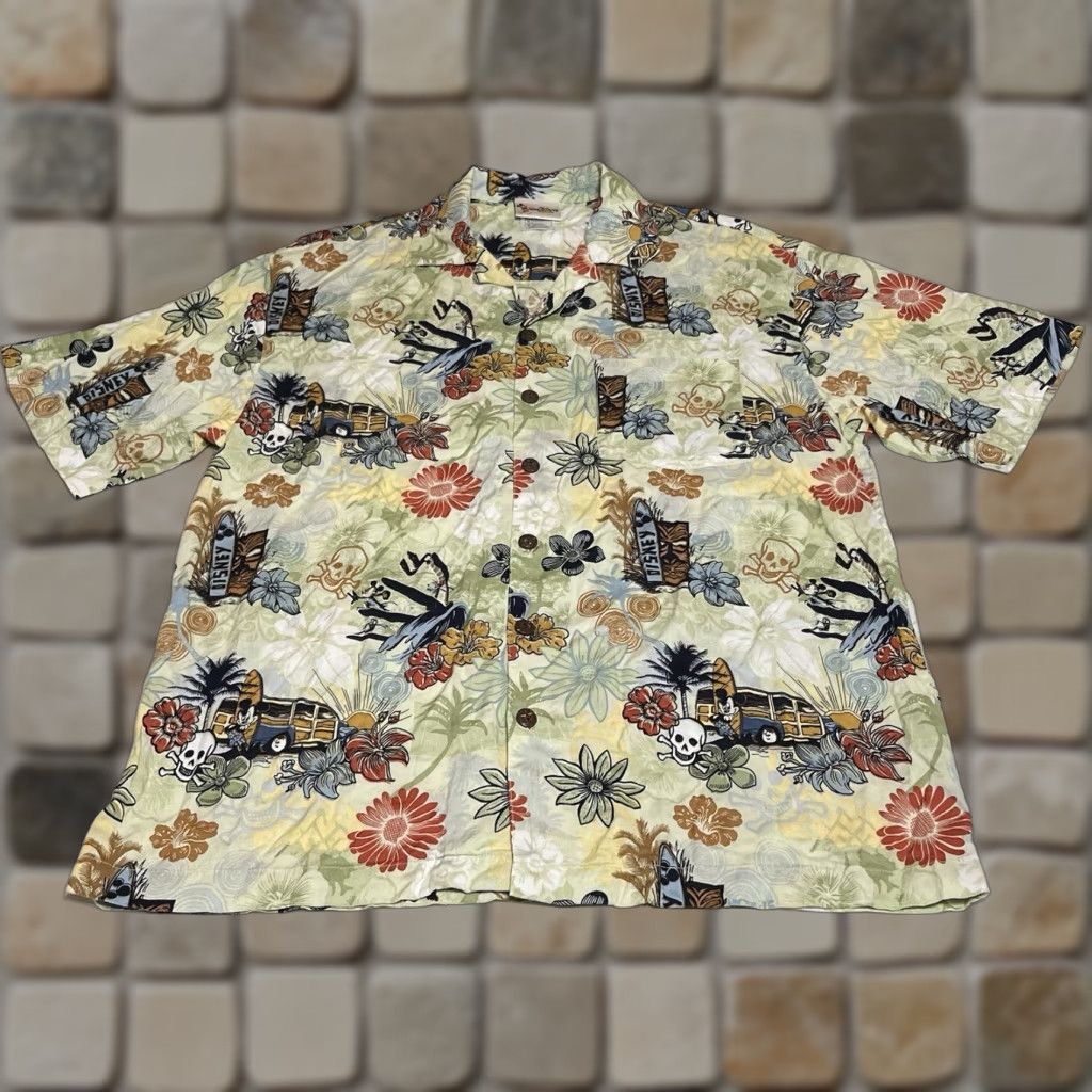 Disney VINTAGE Disney Walt Disney World Men's Hawaiian Shirt Mickey Mouse Tiki Woody Skulls Surf Size US M / EU 48-50 / 2 - 1 Thumbnail