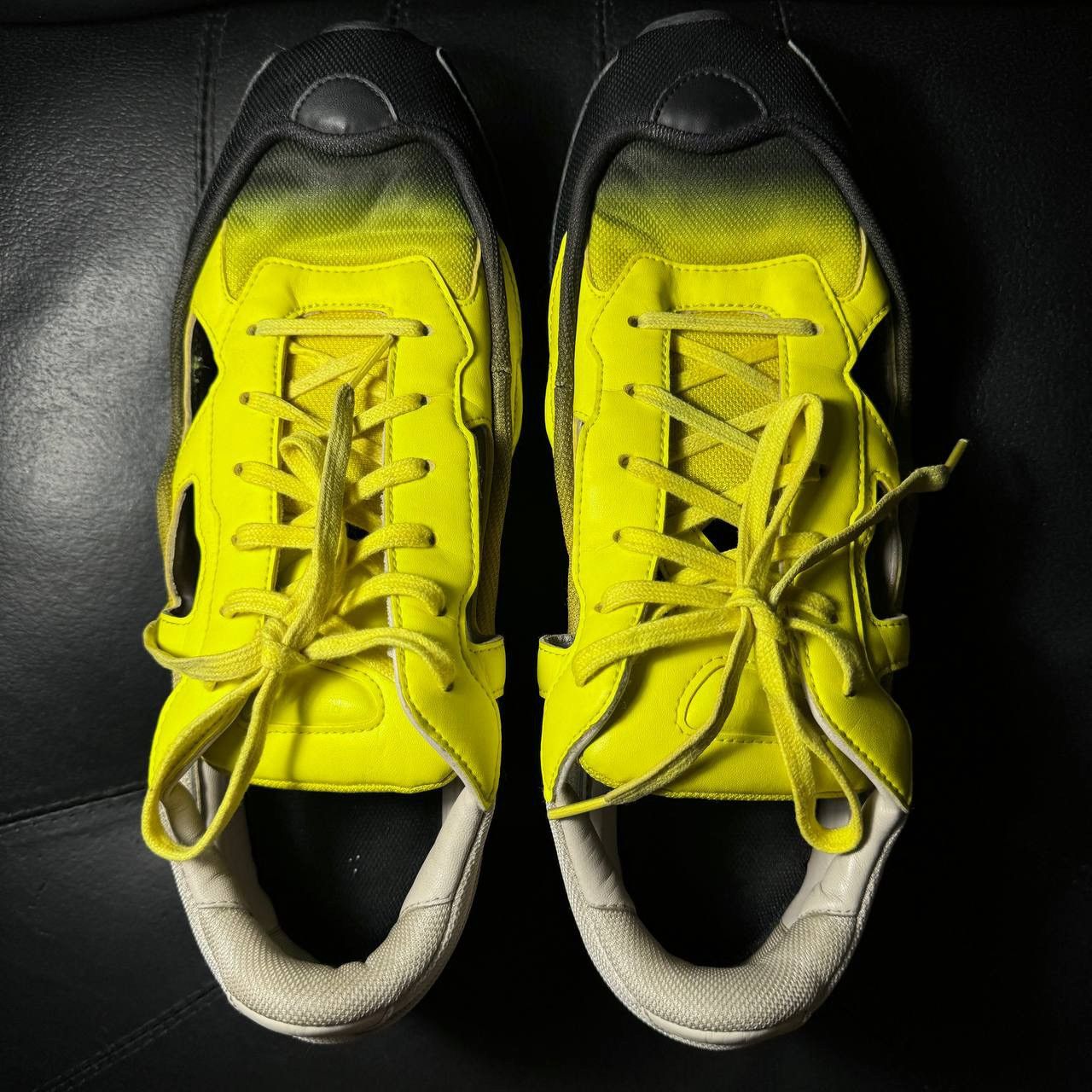Adidas × Raf Simons 12us Adidas Raf Simons Ozweego Replicant yellow white Size US 12 / EU 45 - 4 Thumbnail